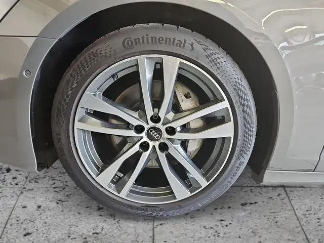 Audi A6 view 8