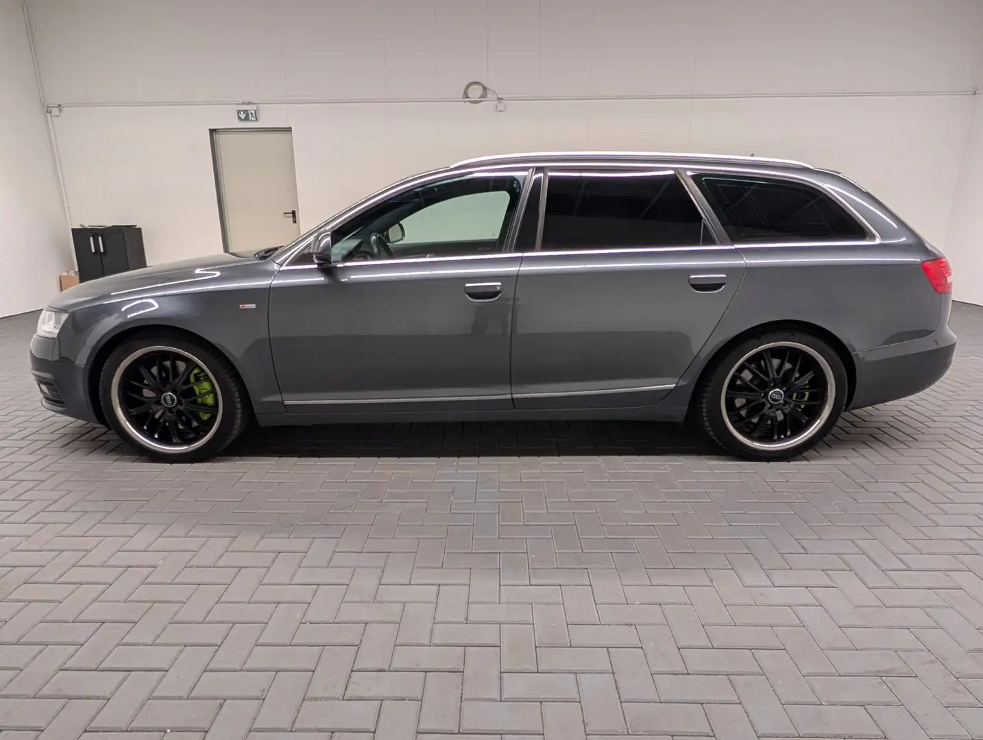 Audi A6 Avant 2.8 V6 FSI S-line Für Gewerbe, Ex-/Impo Grau - 2