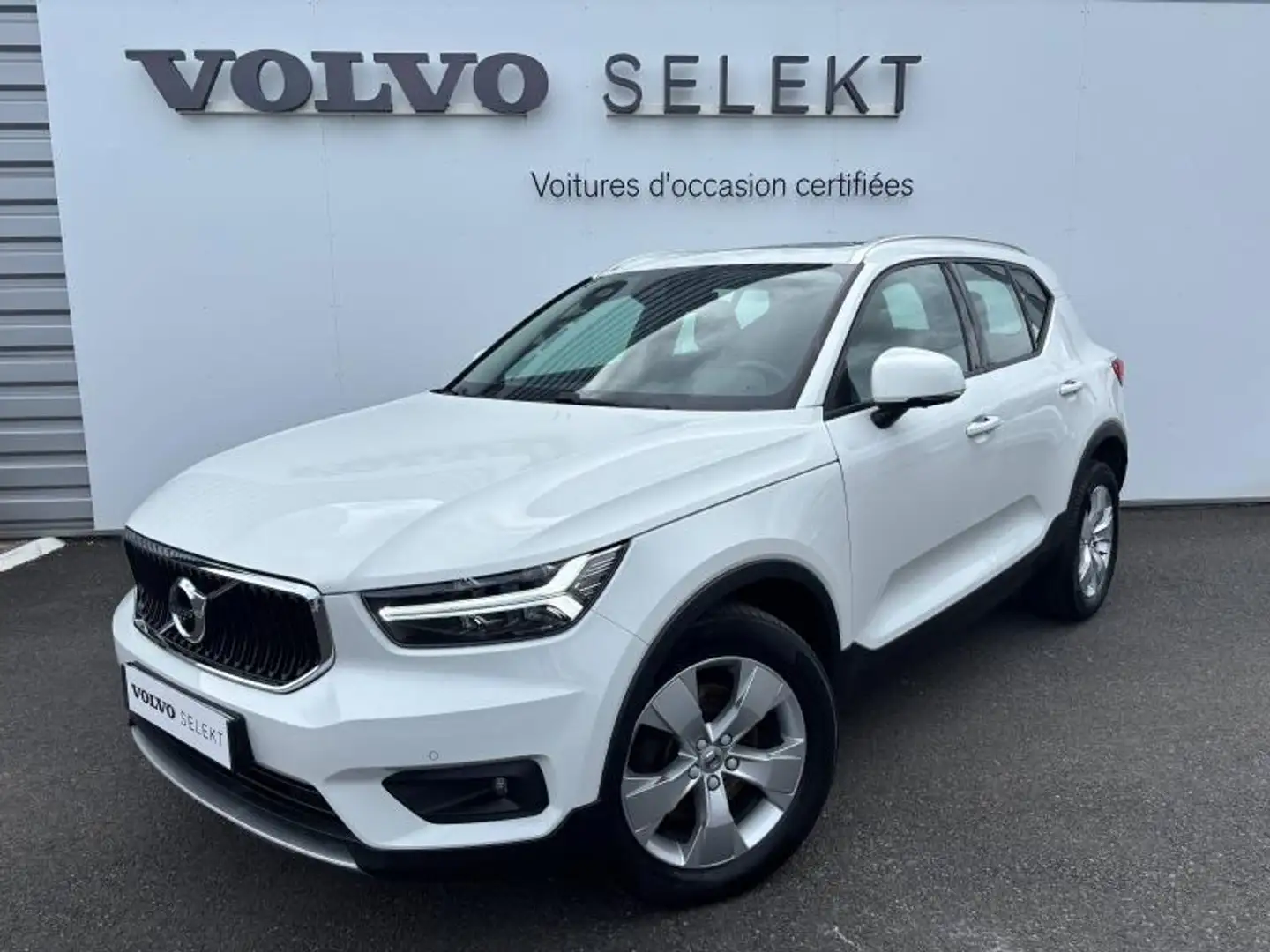 Volvo XC40 D4 AdBlue AWD 190ch Business Geartronic 8 Blanc - 1