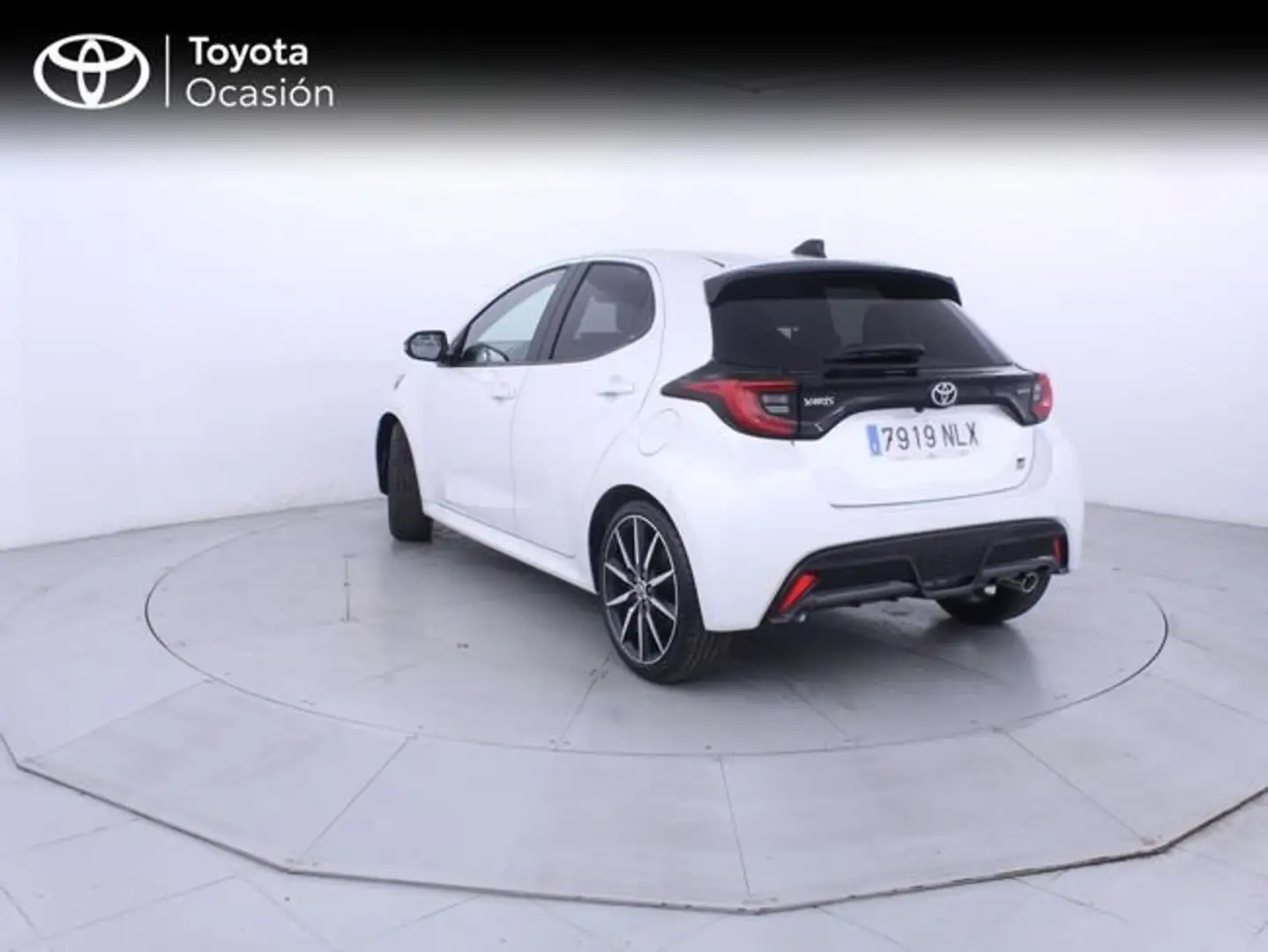 Toyota Yaris 130H 1.5 GR Sport Blanco - 2
