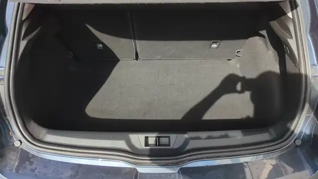 Renault Megane view 14
