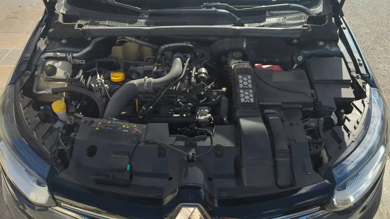 Renault Megane Berline — photo 15