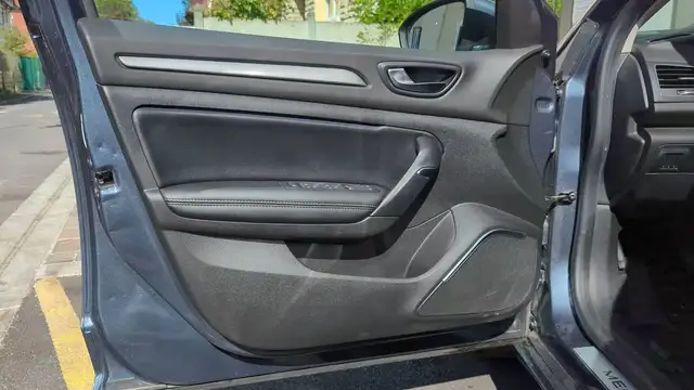 Renault Megane view 7