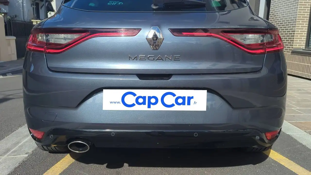 Renault Megane Berline — photo 21