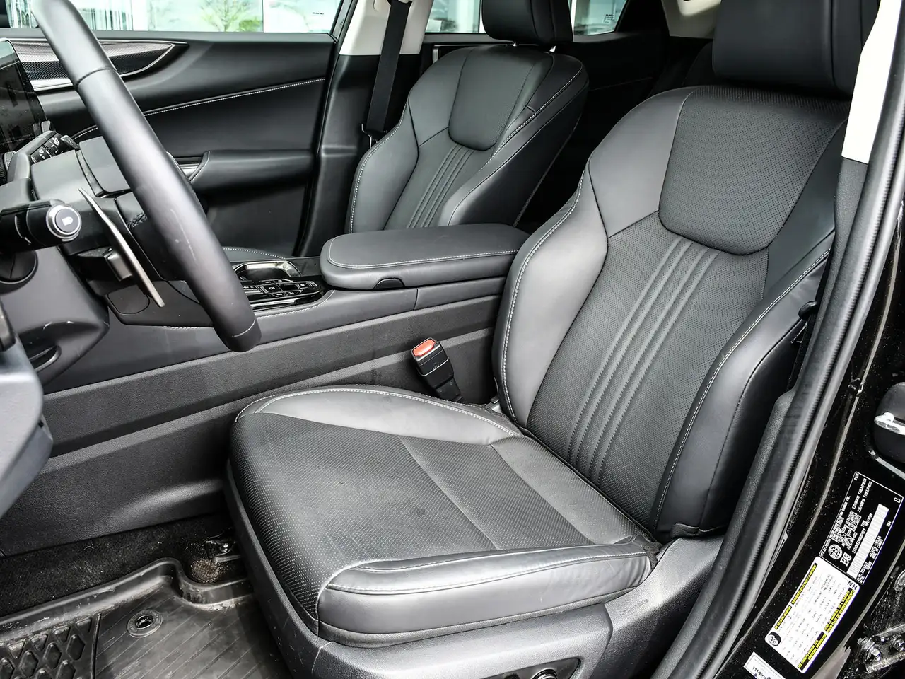 Lexus NX снимка Lexus NX