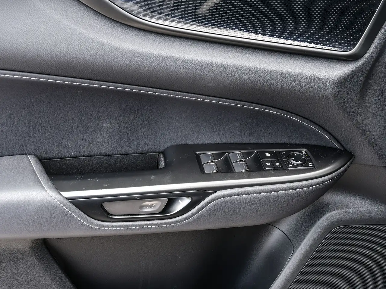 Lexus NX снимка Lexus NX