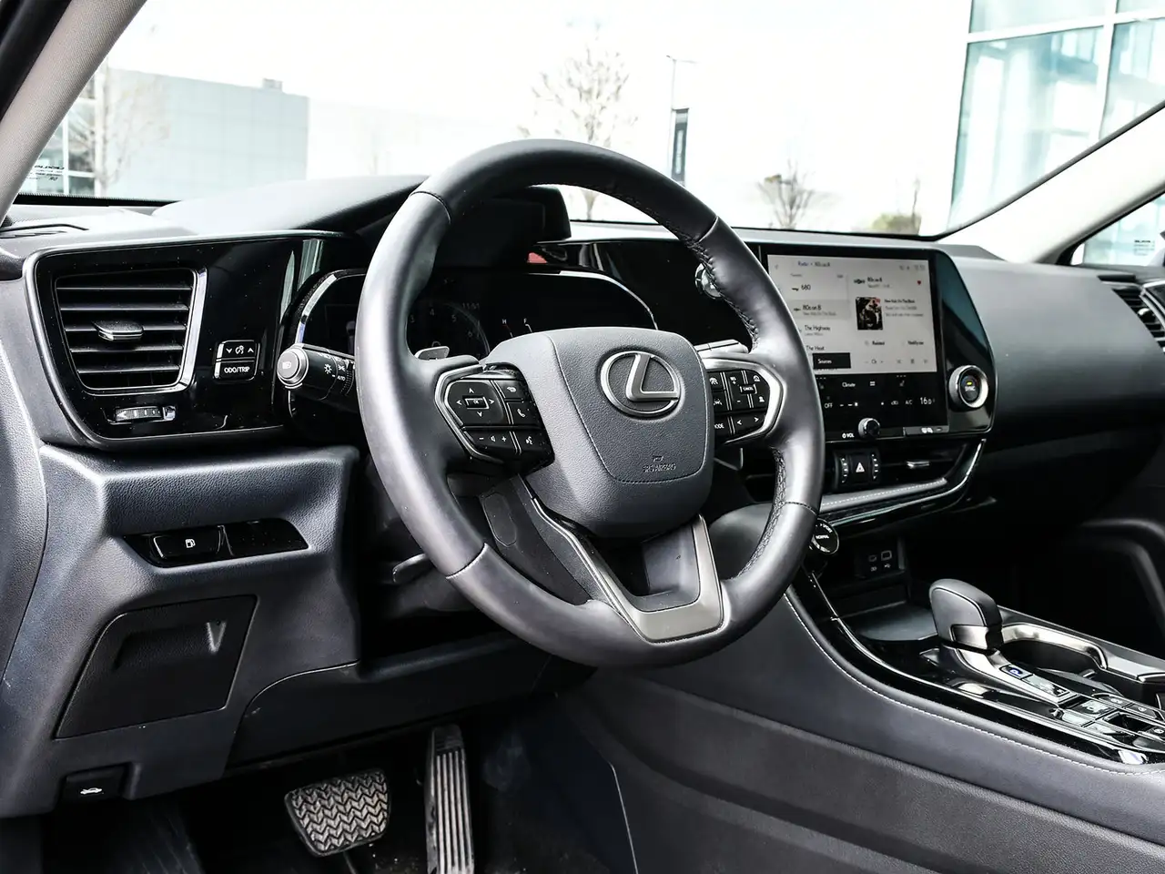 Lexus NX снимка Lexus NX
