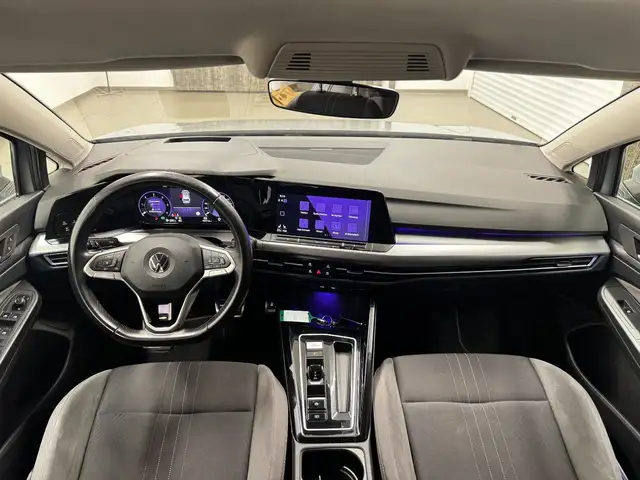 Volkswagen Golf view 14