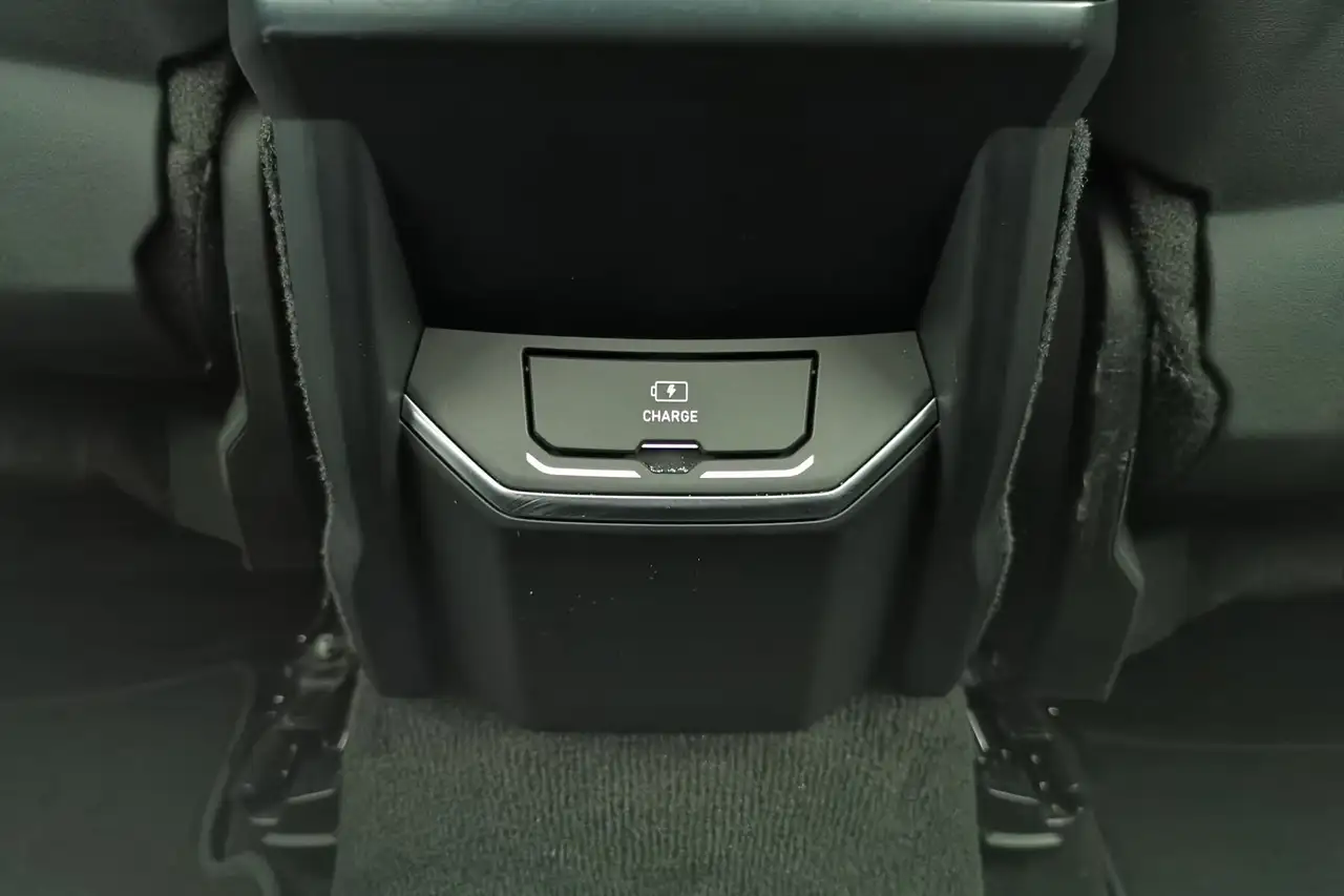 Lynk & Co 01 1.5T HEV Nav|ACC|Pano|LED|360Alarm|SHZ|20 15