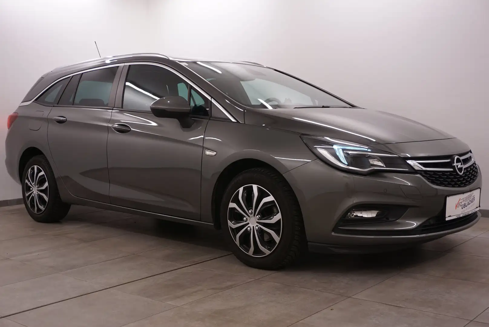 Opel Astra Business // Rückfahrkamera // sehr gepflegt // Grau - 1