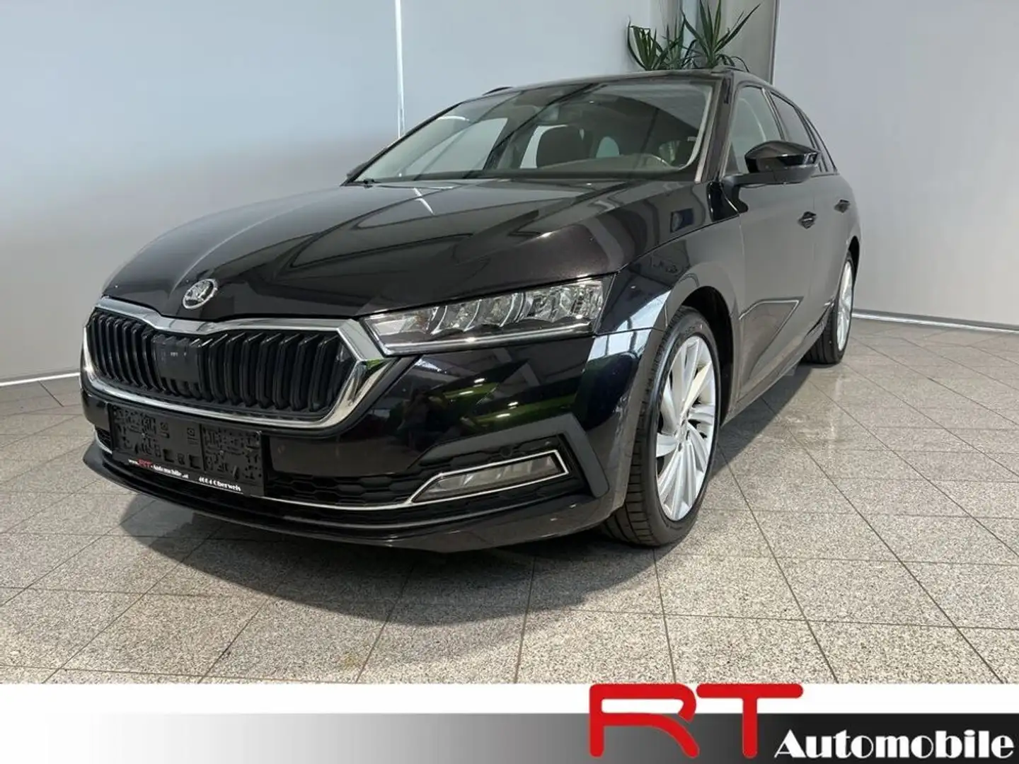 Skoda Octavia Style 2,0TDi Schwarz - 1