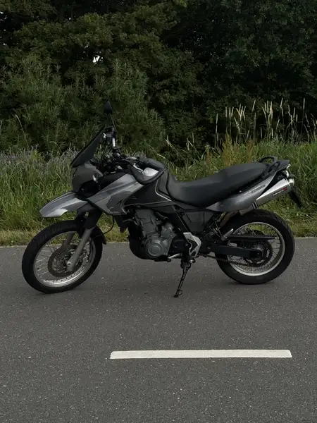 Aprilia Pegaso 650 - foto 2