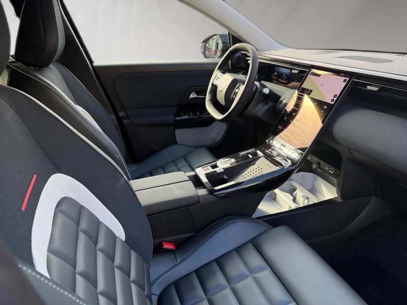 Citroen C5 Aircross e-C5 210 Komfort-Range MAX * Schiebedach — photo 7
