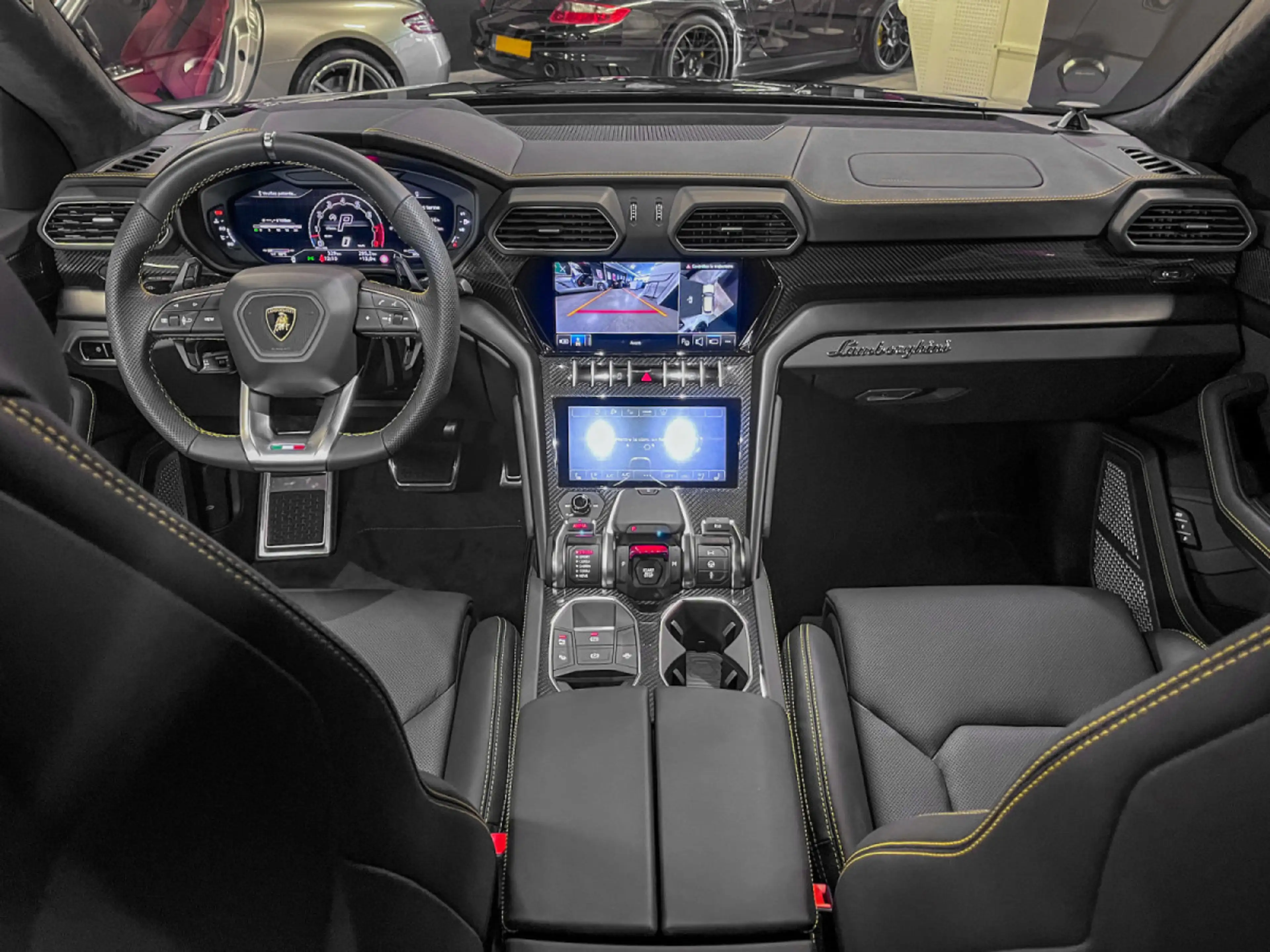 Lamborghini Urus URUS S /AKRAPOVIC/B&O 3d/23//PANO/XPEL/MY24 — photo 5