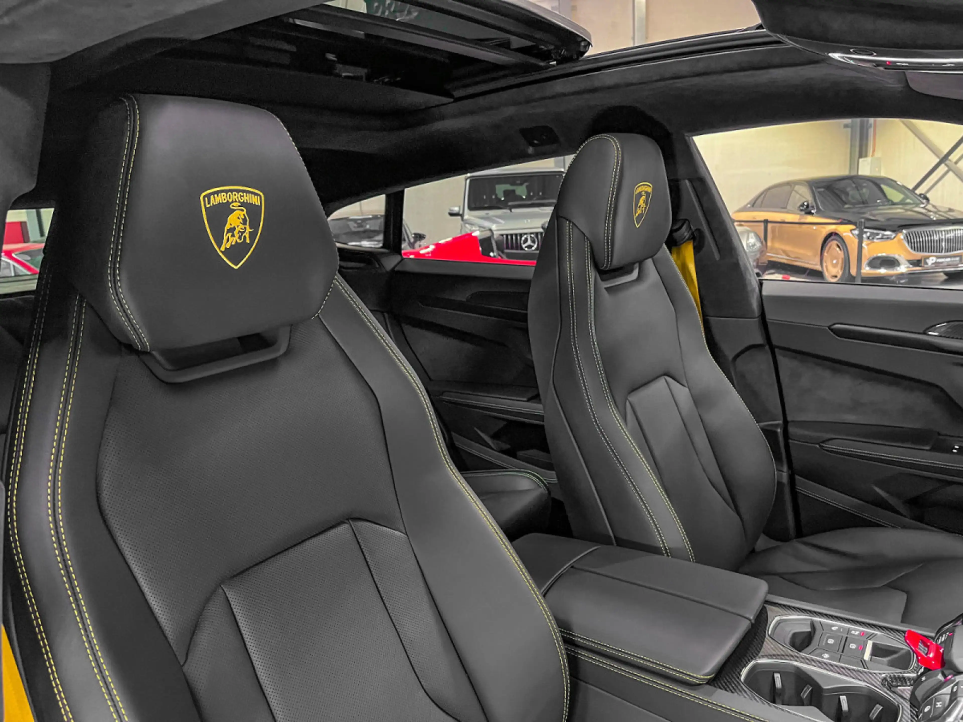 Lamborghini Urus URUS S /AKRAPOVIC/B&O 3d/23//PANO/XPEL/MY24 — photo 8
