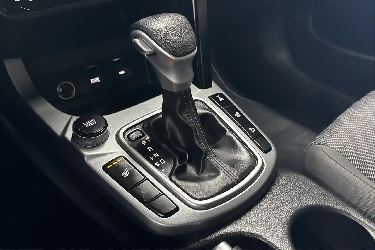 Kia Seltos снимка Kia Seltos