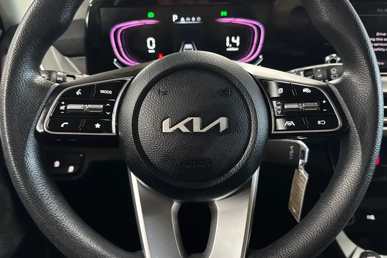 Kia Seltos снимка Kia Seltos