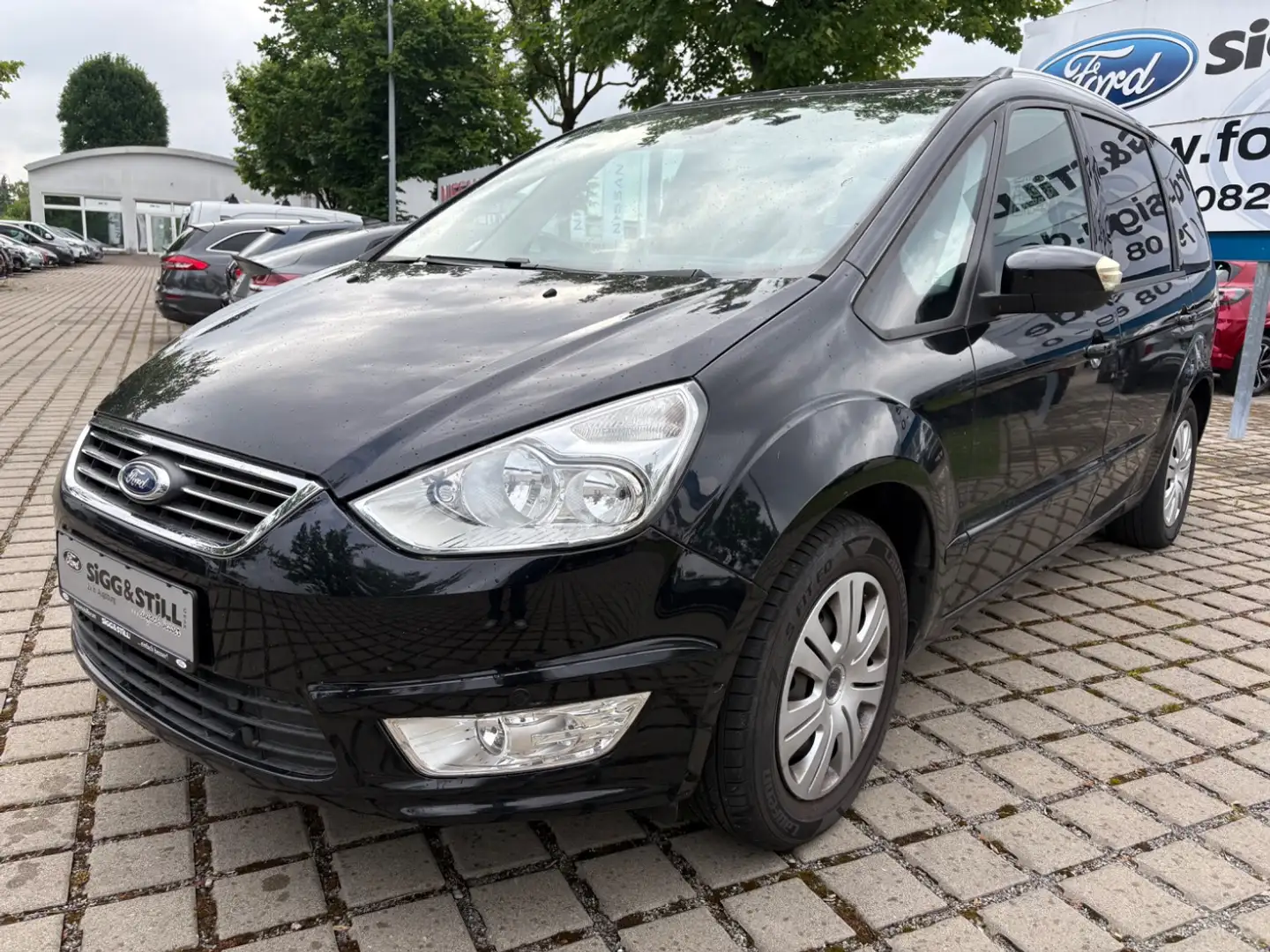 Ford Galaxy 2.0 Trend *7-SITZER* *KLIMAAUT*SHZ*PDC*TEMP* Schwarz - 2