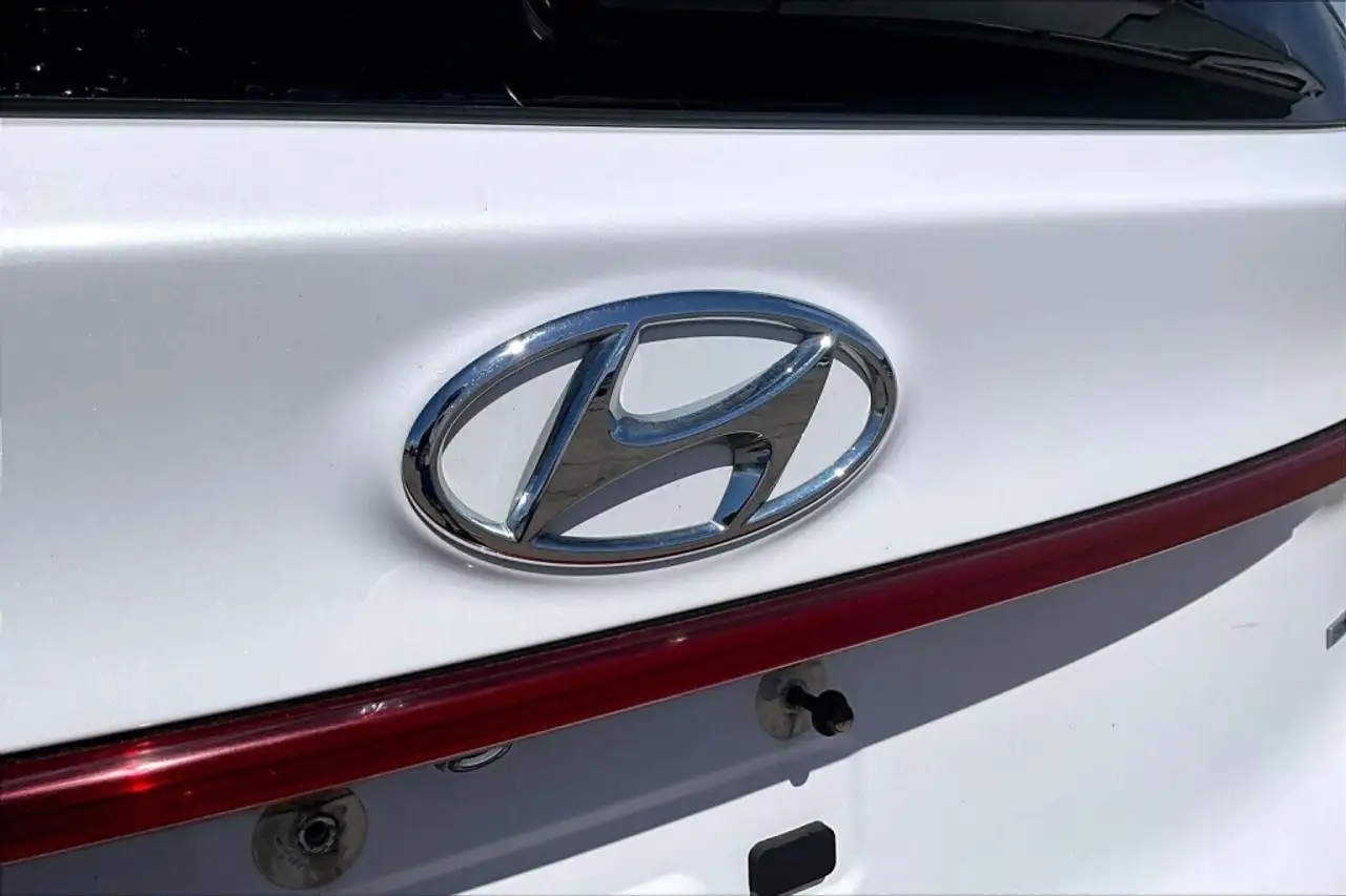 Hyundai SANTA FE снимка Hyundai SANTA FE