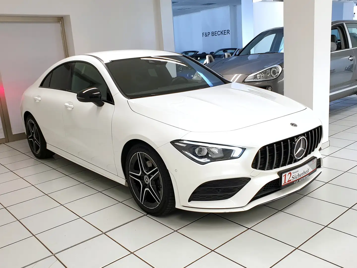 Mercedes-Benz CLA 180 d 7G-DCT AMG Line 1.Hand Scheckheft Garantie Weiß - 2