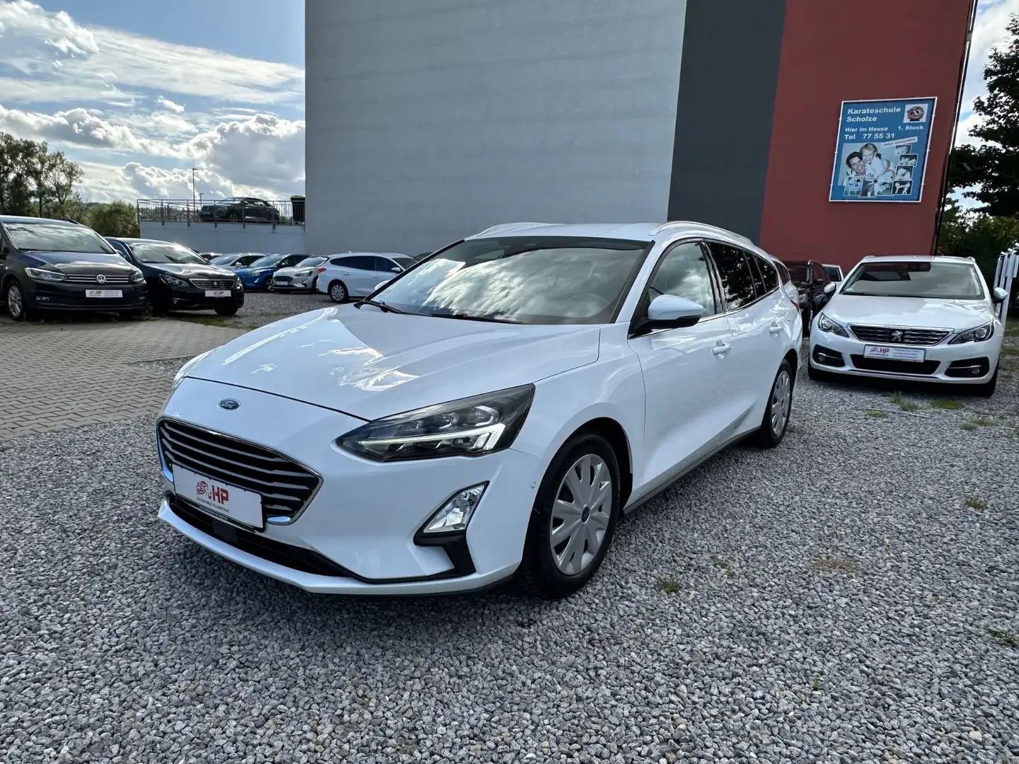 Ford Focus Turnier 1.5 ECOB Cool & Connect/LED/ACC Weiß - 1