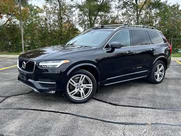 AWD 5dr T6 Momentum 7-Passenger