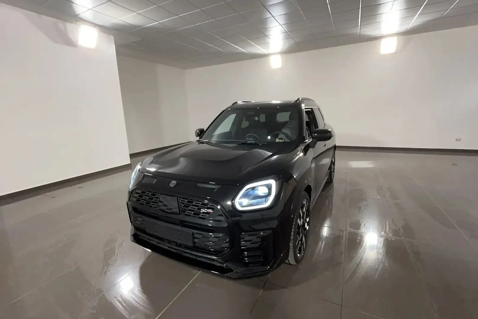 MINI Countryman D Mini Countryman 2.0 48V D JCW auto Zwart - 1