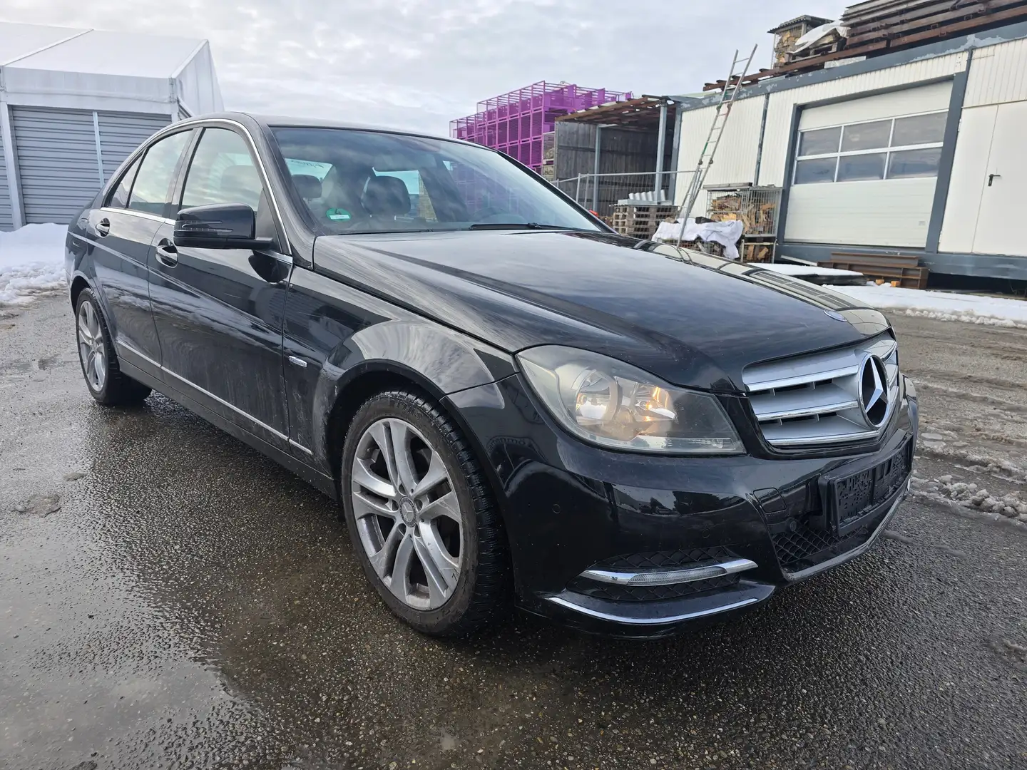 Mercedes-Benz C 180 C-Klasse 180 BlueEFFICIENCY Avantgarde Schwarz - 1