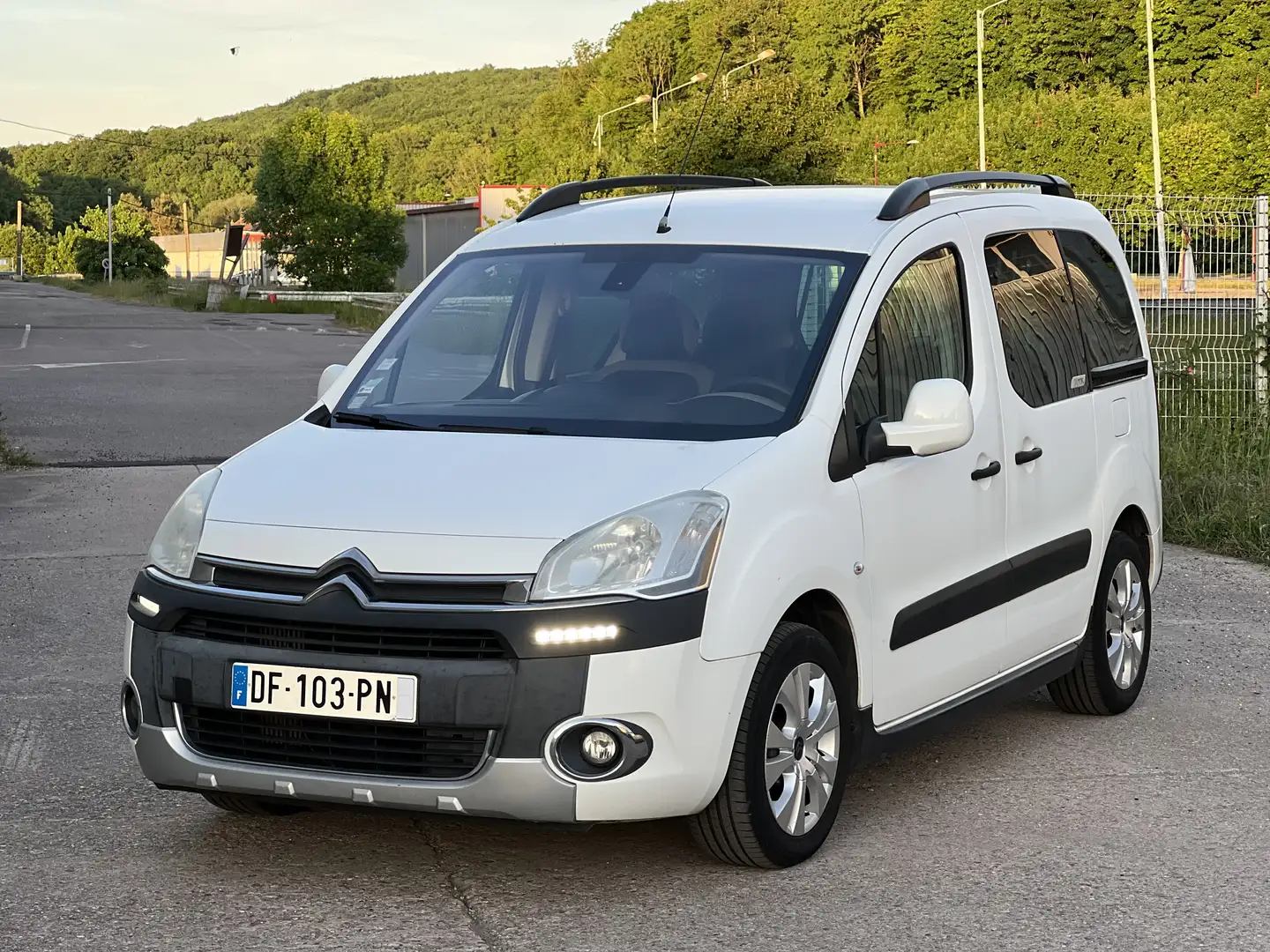 Citroen Berlingo multispace 1.6 92 ch XTR - 2
