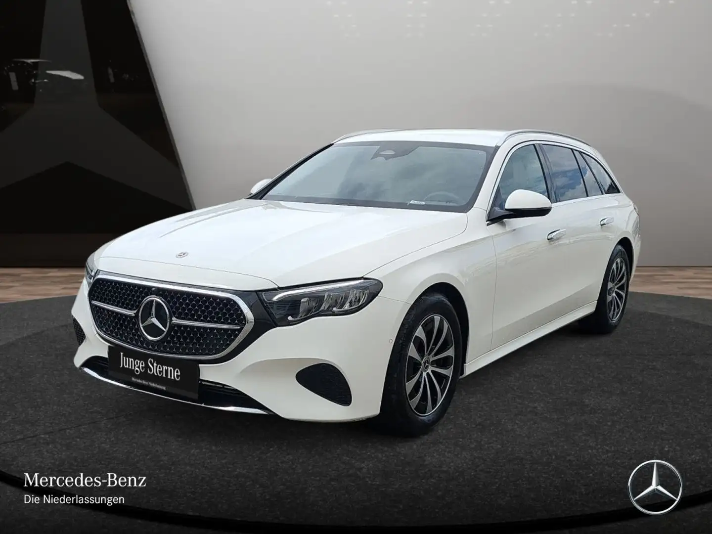 Mercedes-Benz E 220 d T Avantgarde Distr. LED Kamera Totwinkel Weiß - 2