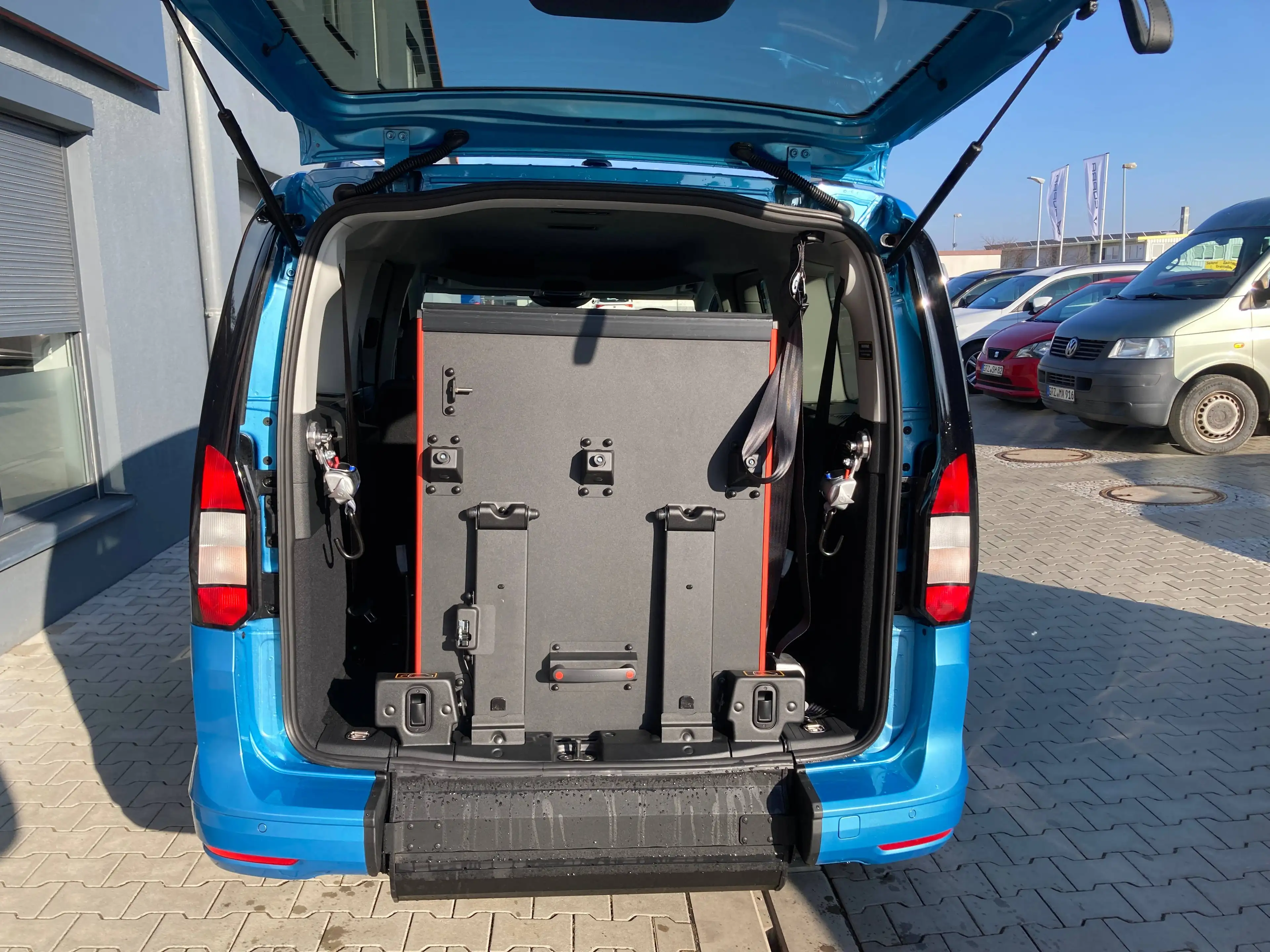 Ford Tourneo Connect Titanium — photo 6