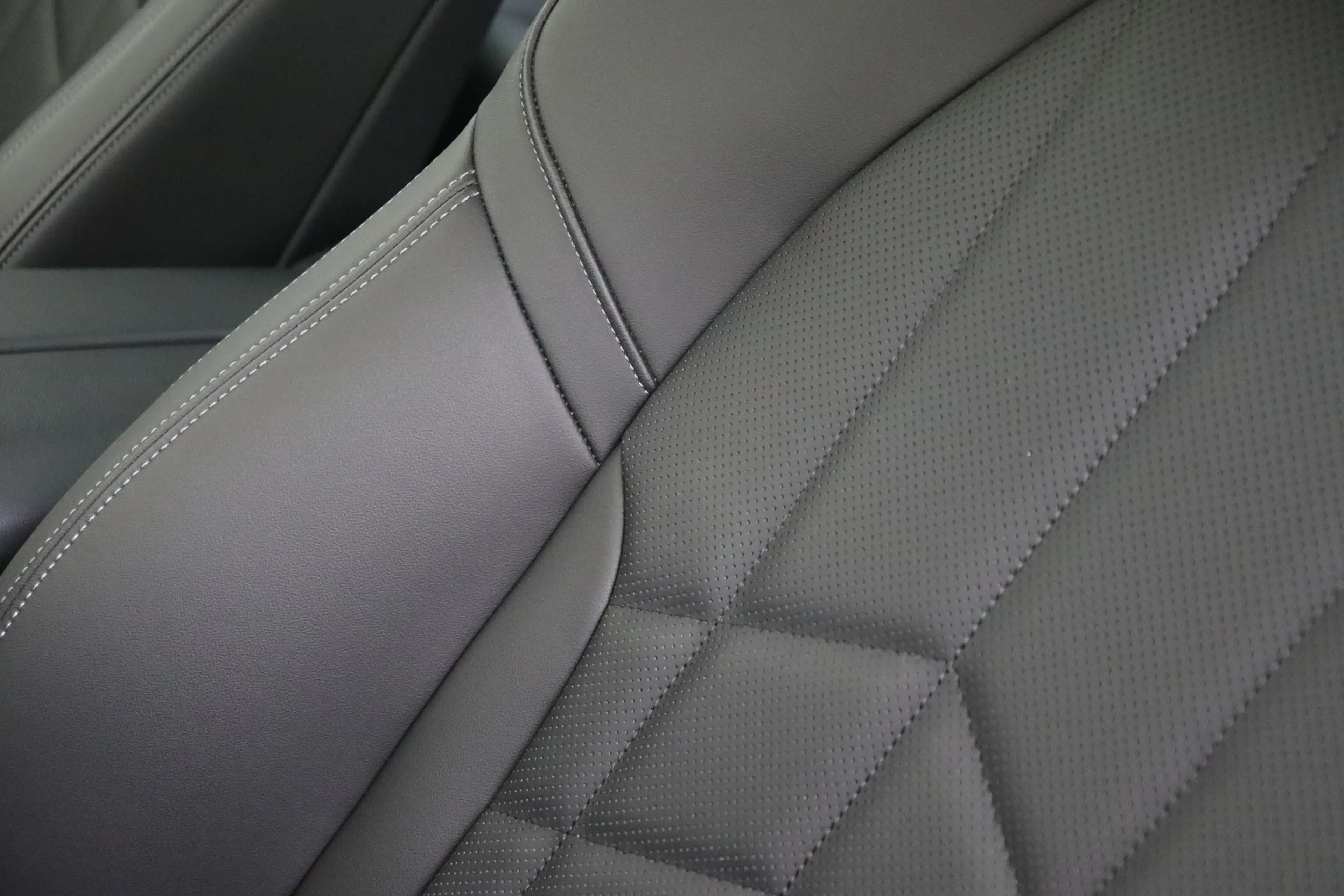 BMW i5 Touring eDrive40 M Sport / Trekhaak / Panoramadak — photo 9
