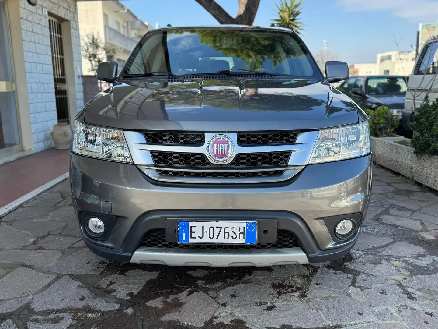 Fiat Freemont Freemont 2.0 mjt 16v Urban 140cv Grau - 2