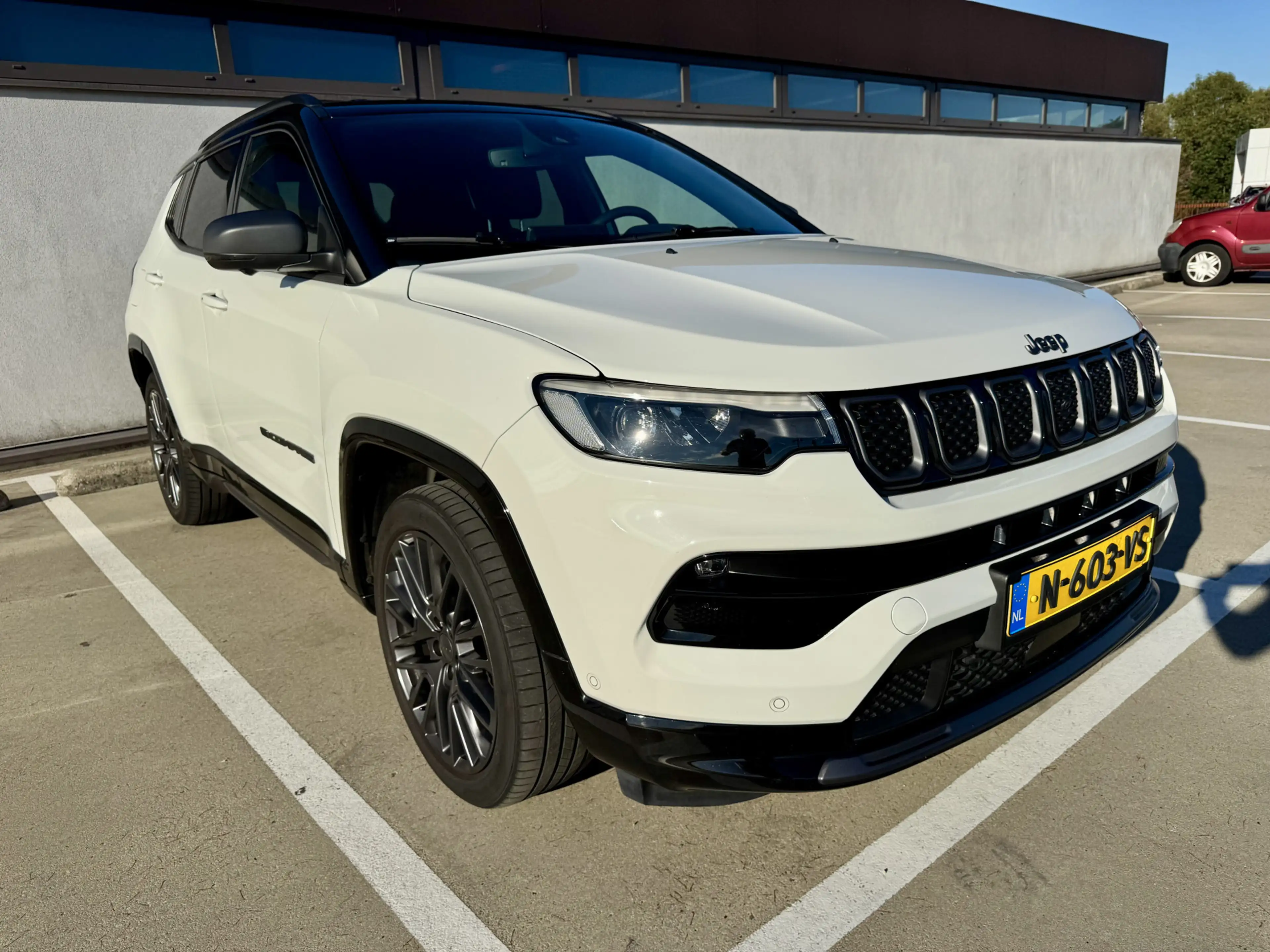 Jeep Compass 1.3T 80th Anniversary — photo 10