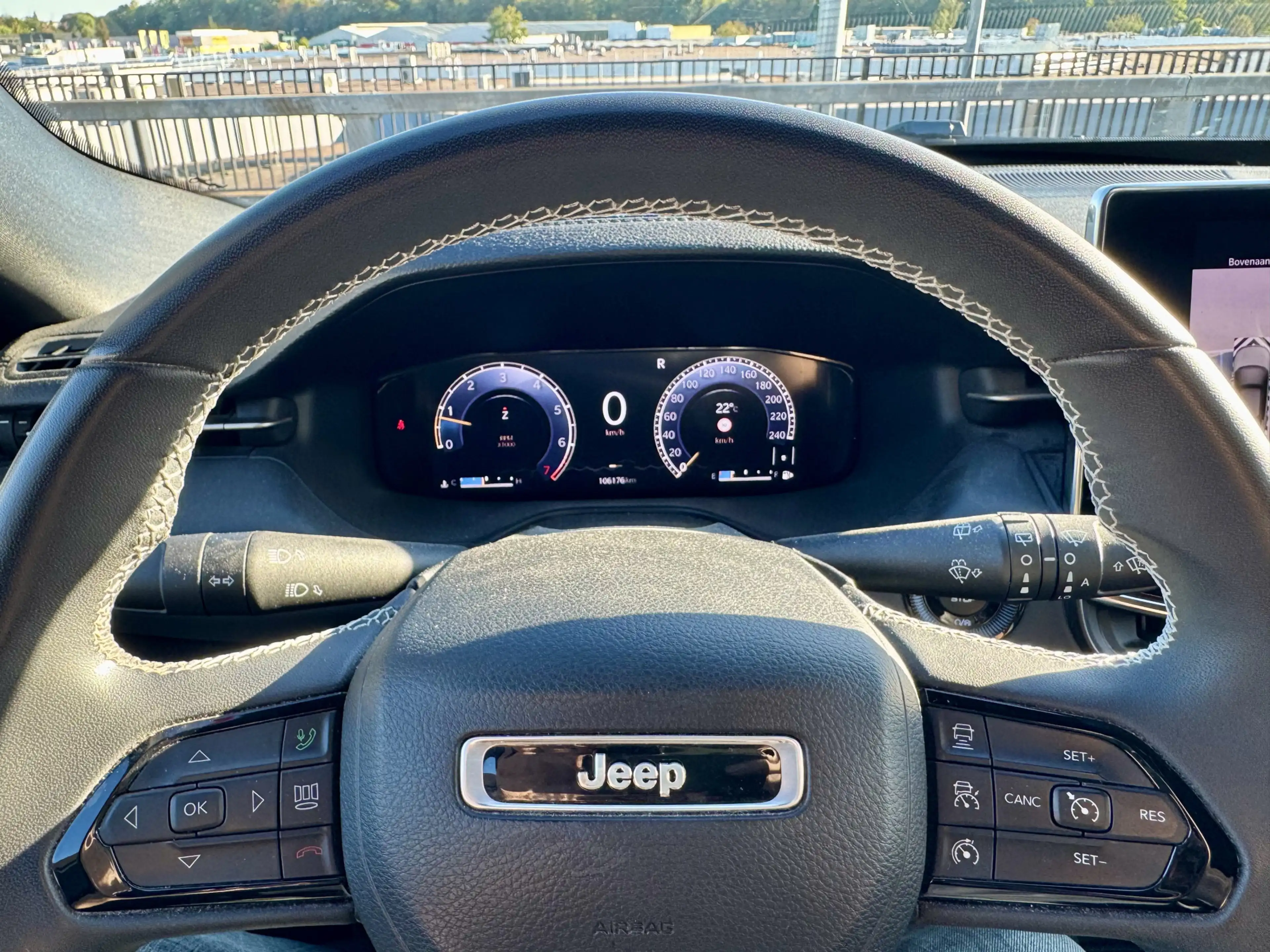 Jeep Compass 1.3T 80th Anniversary — photo 18