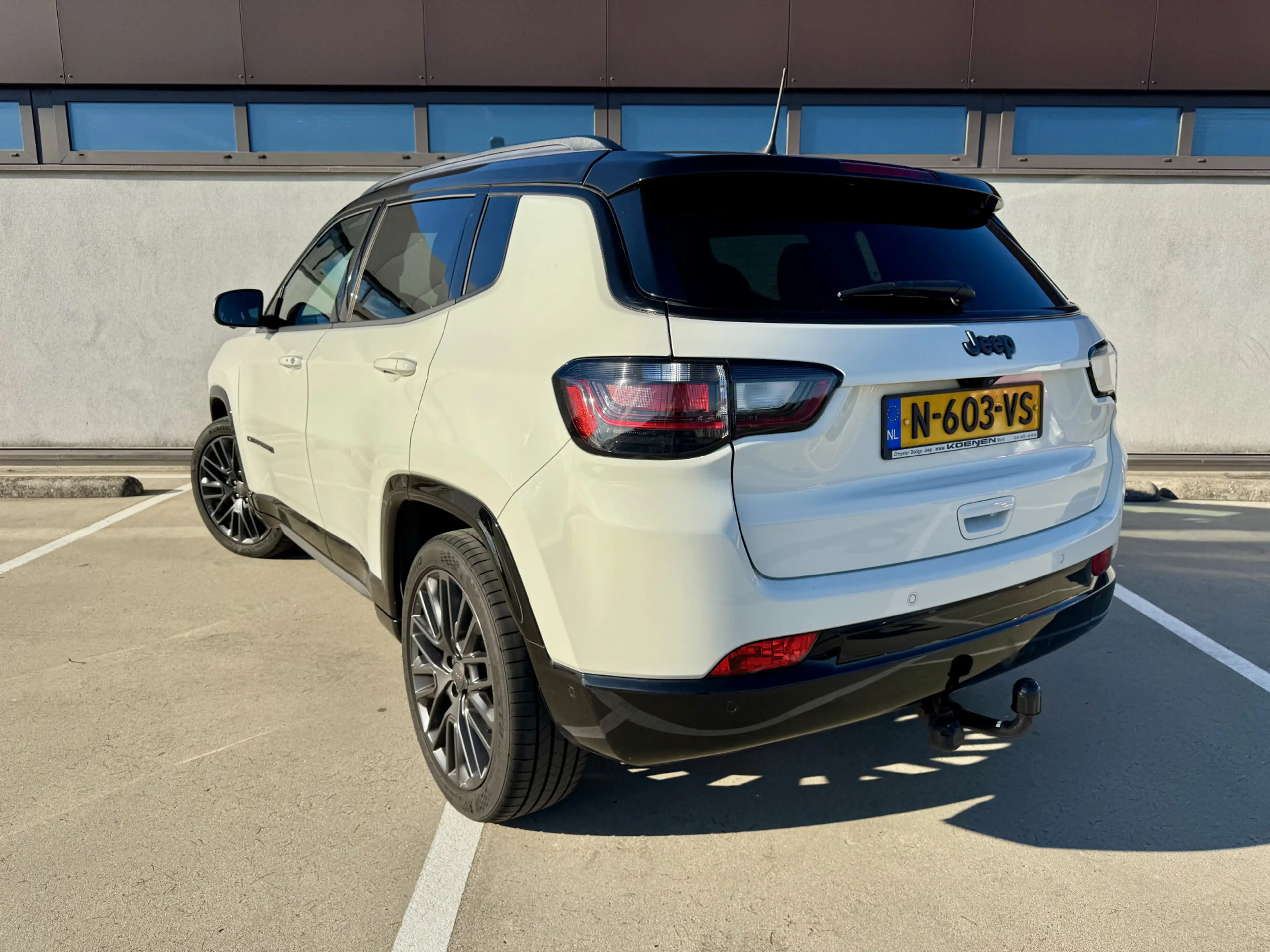 Jeep Compass 1.3T 80th Anniversary — photo 5
