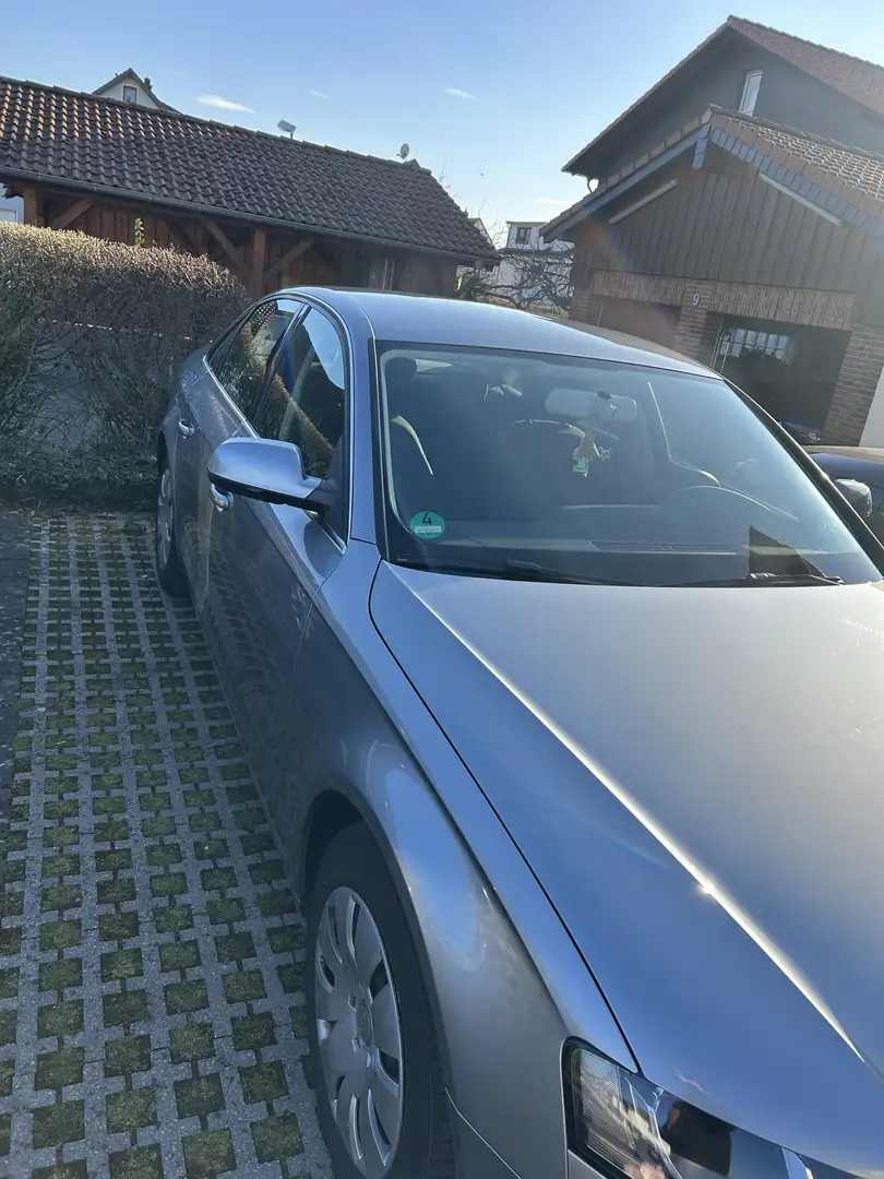 Audi A4 1.8 TFSI Ambiente - 2