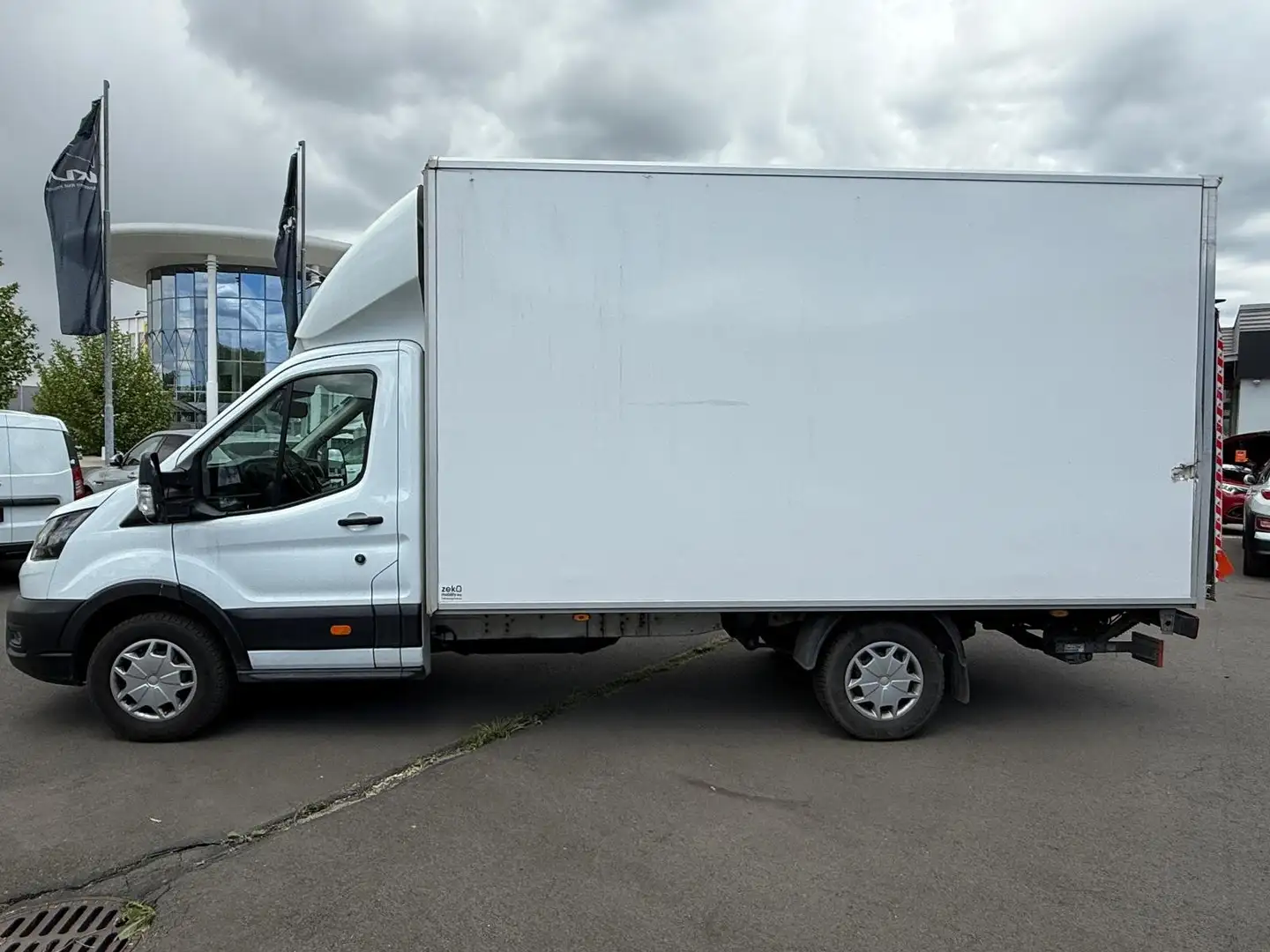 Ford Transit 2,0 L4H1 350, Kofferaufbau XXL 25.000€ Netto Weiß - 2