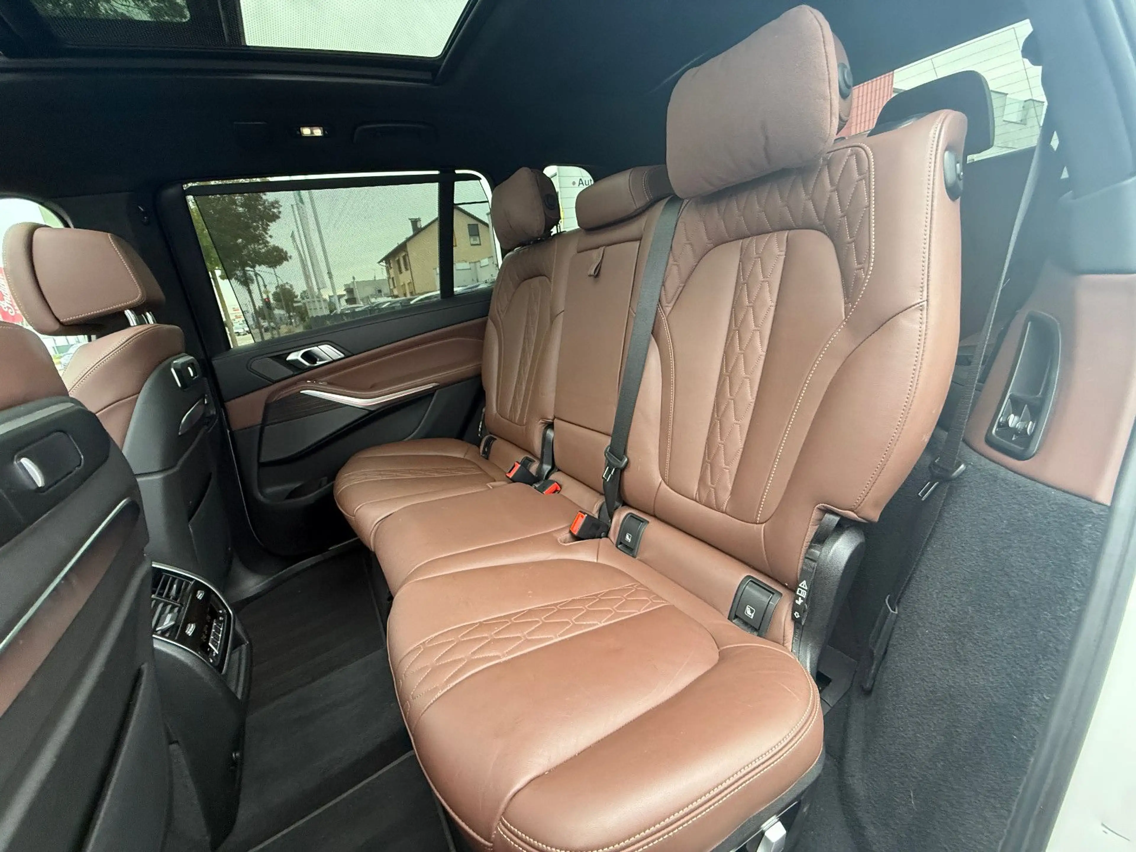 BMW X7 xDrive 40 d M Sport Sky AHK 1Hd FINANZIERUNG — photo 13
