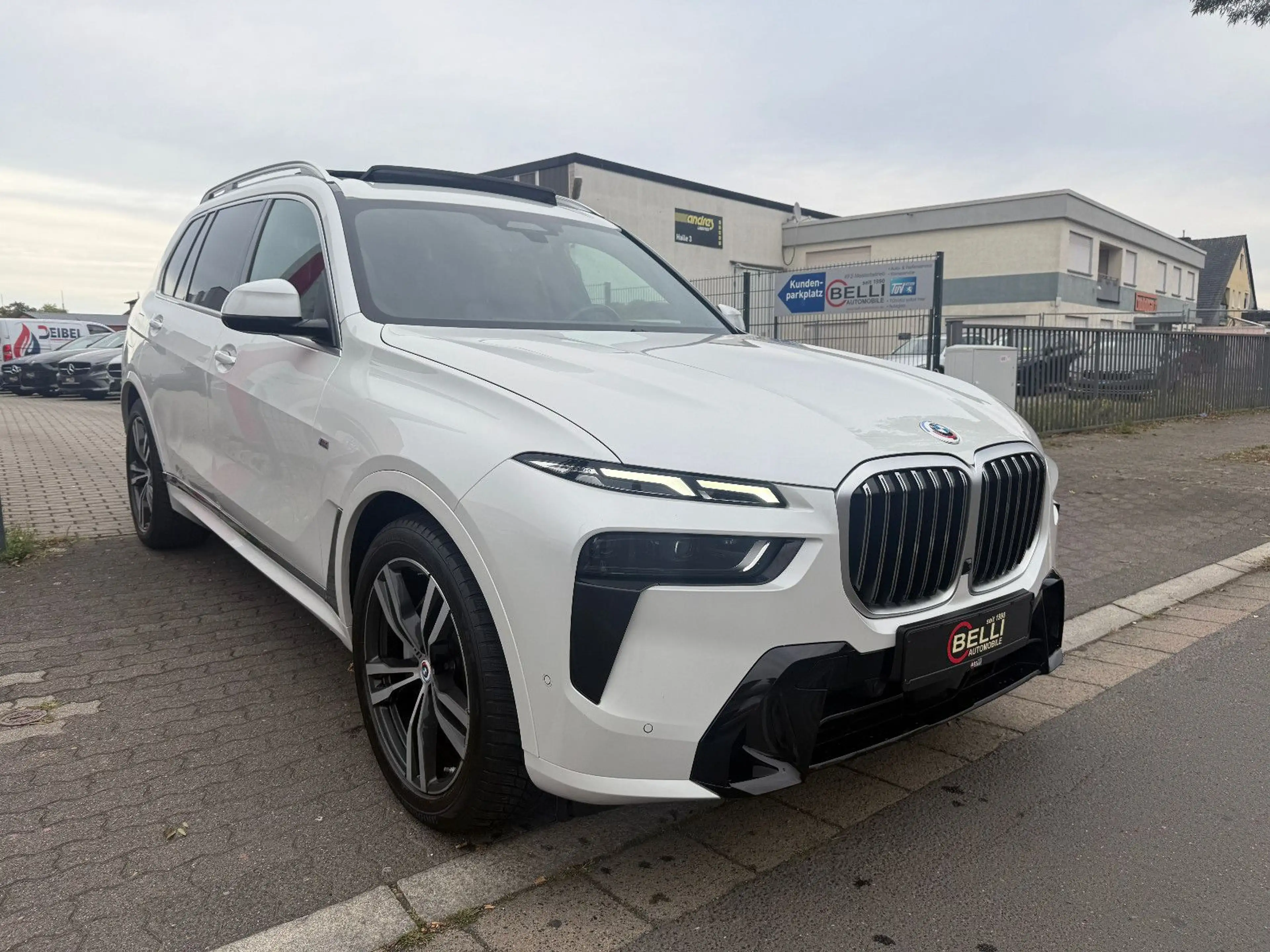 BMW X7 xDrive 40 d M Sport Sky AHK 1Hd FINANZIERUNG — photo 3