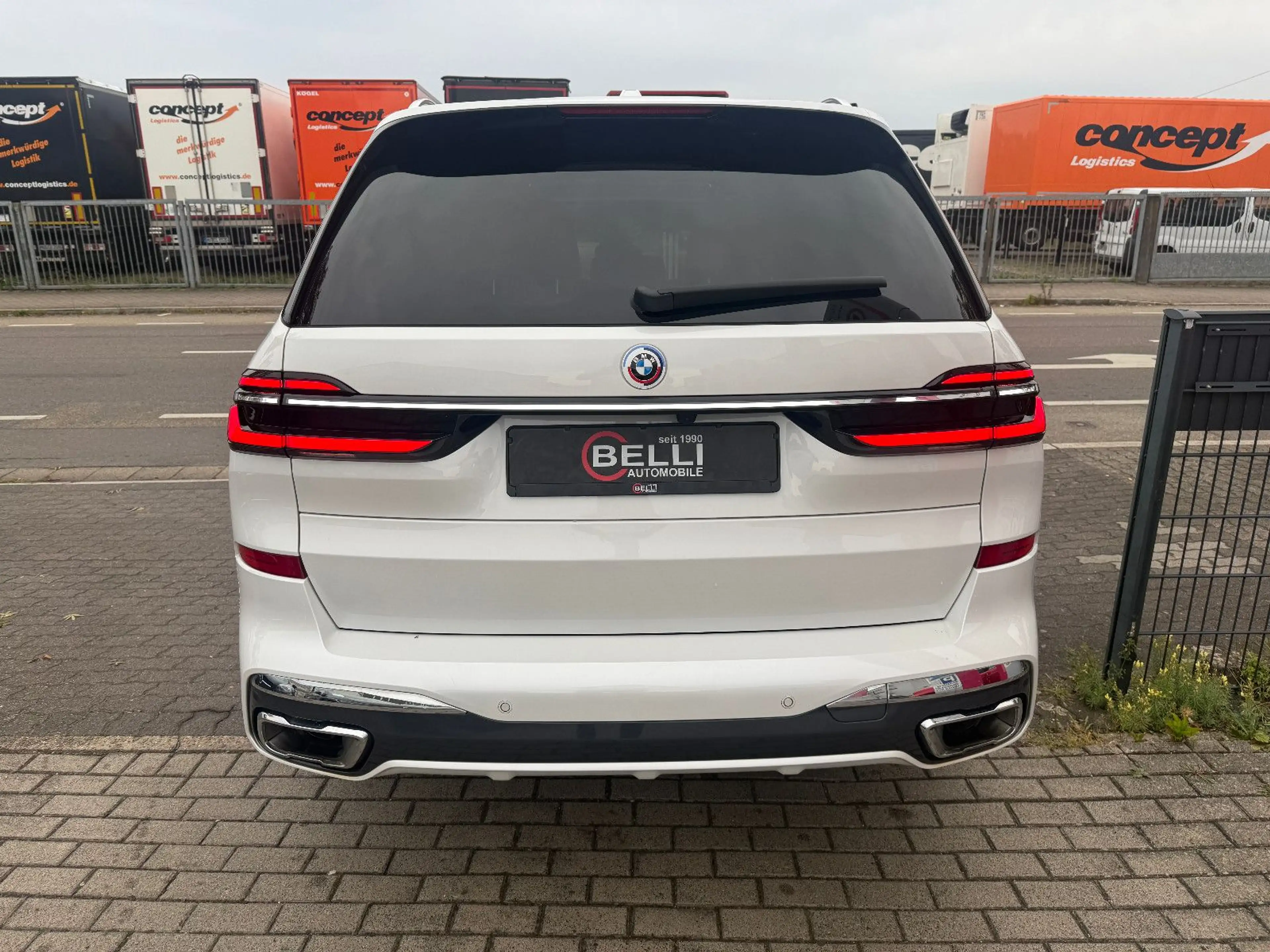 BMW X7 xDrive 40 d M Sport Sky AHK 1Hd FINANZIERUNG — photo 6