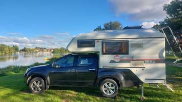 Double Cab Custom 4WD mit Tischer Wohnkabine Trail 230