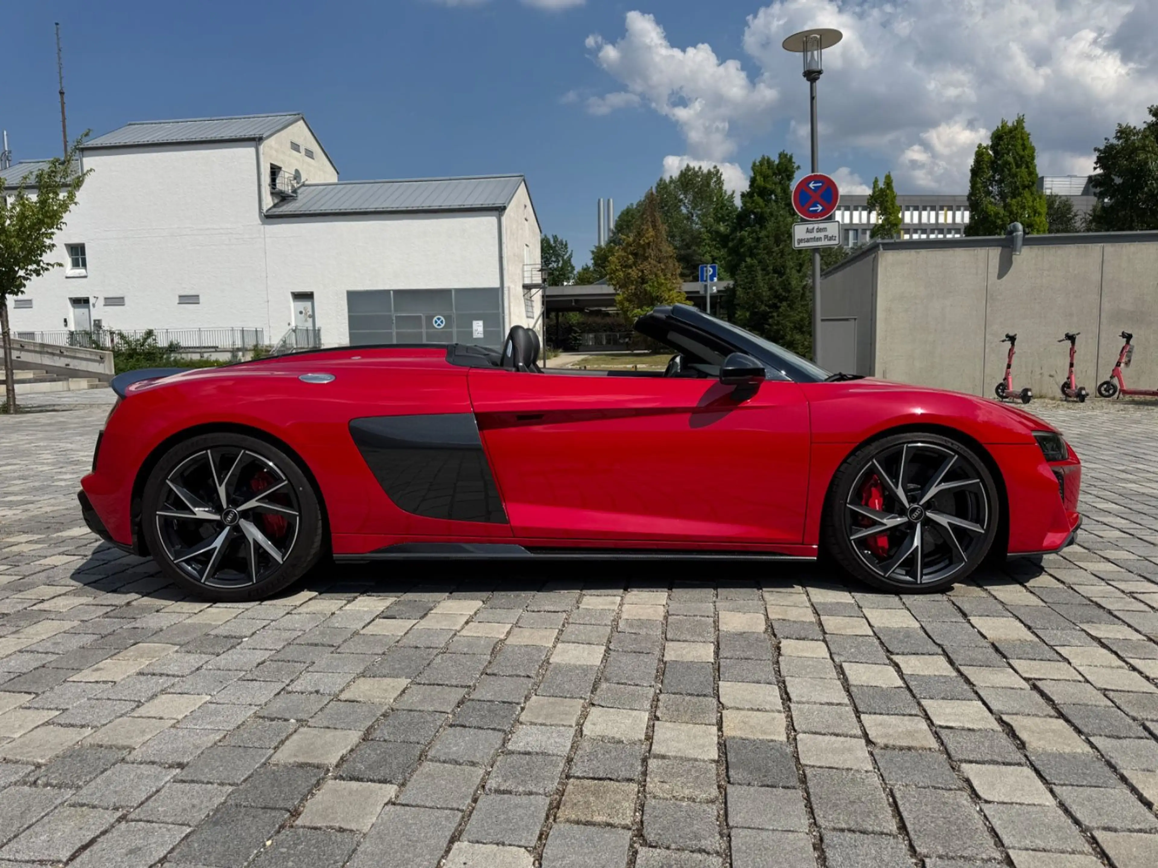 Audi R8 Spyder 5.2 FSI quattro performance — photo 2