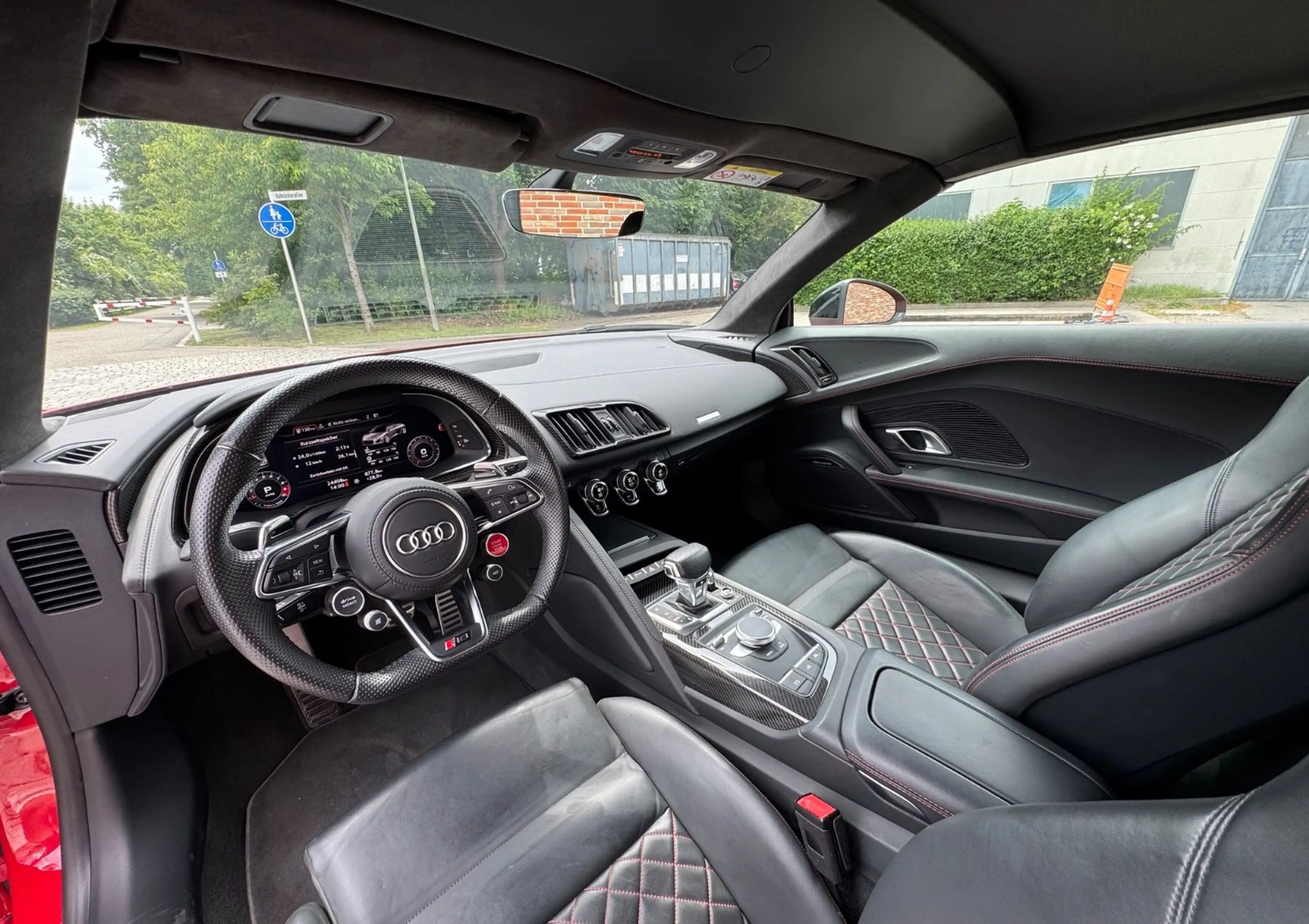 Audi R8 Spyder 5.2 FSI quattro performance — photo 10