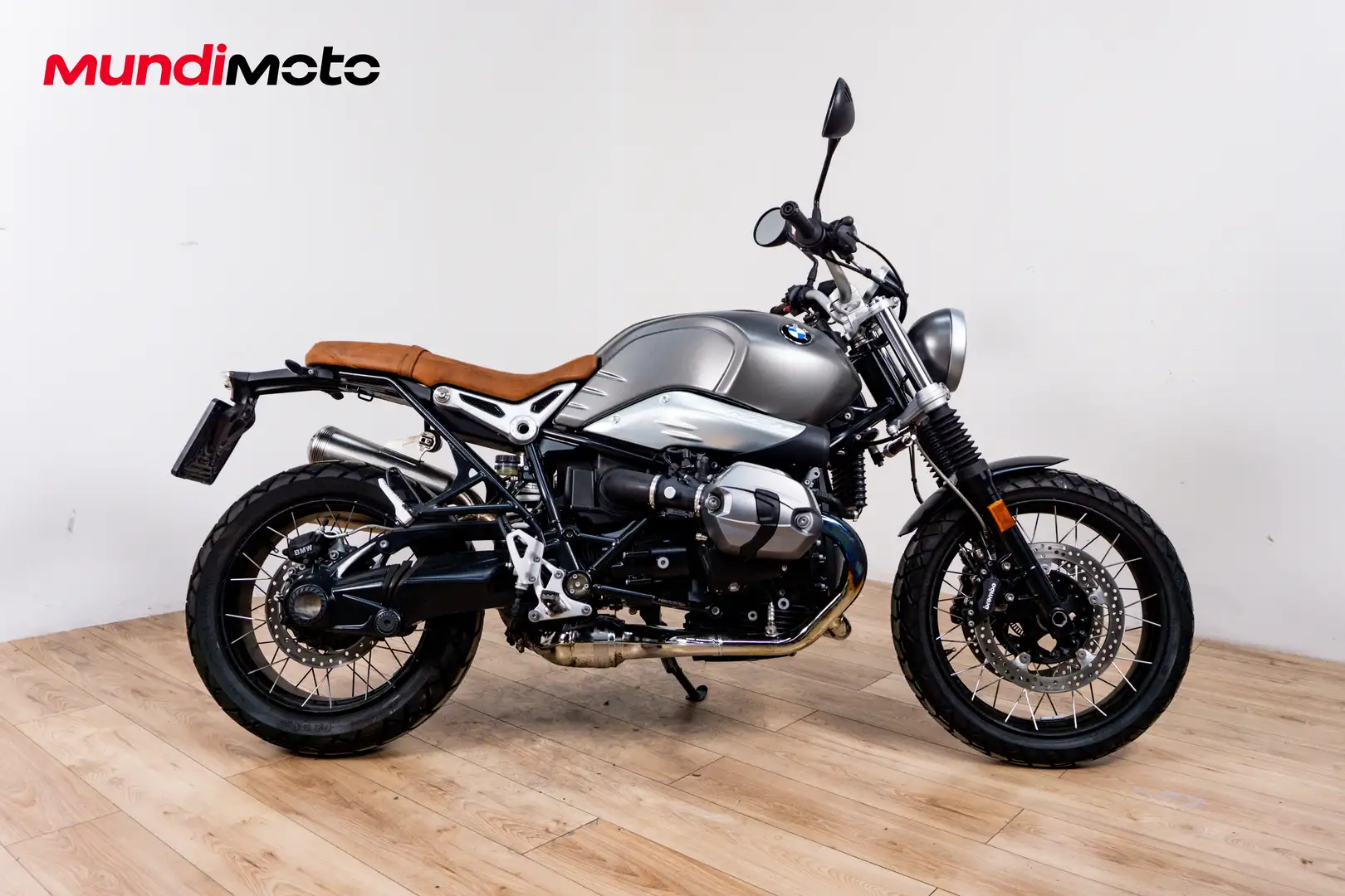 BMW R nineT - 1