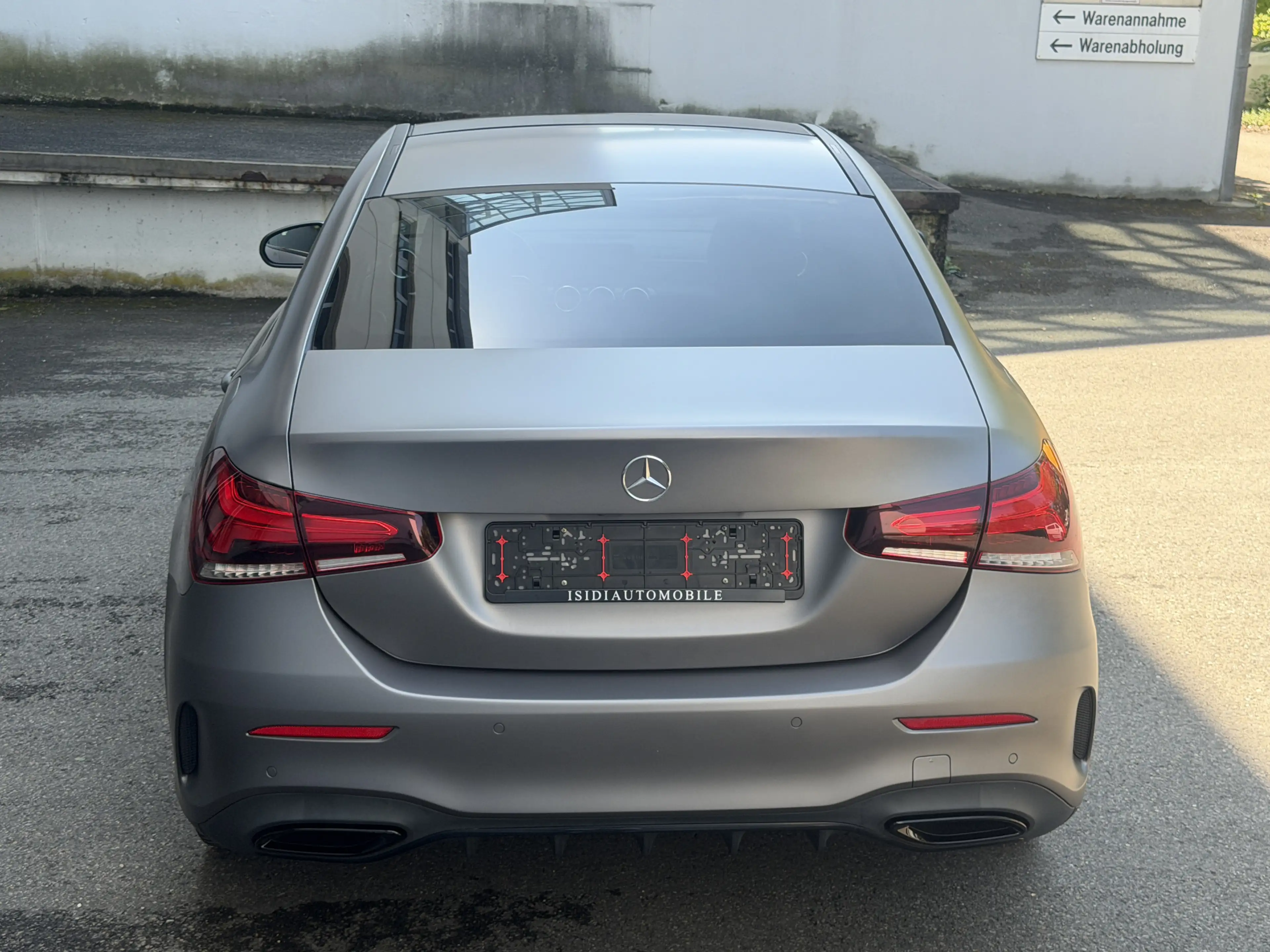 Mercedes-Benz A 250 Limo AMG Night LED MBUX Pano Ambiente 360° — photo 5