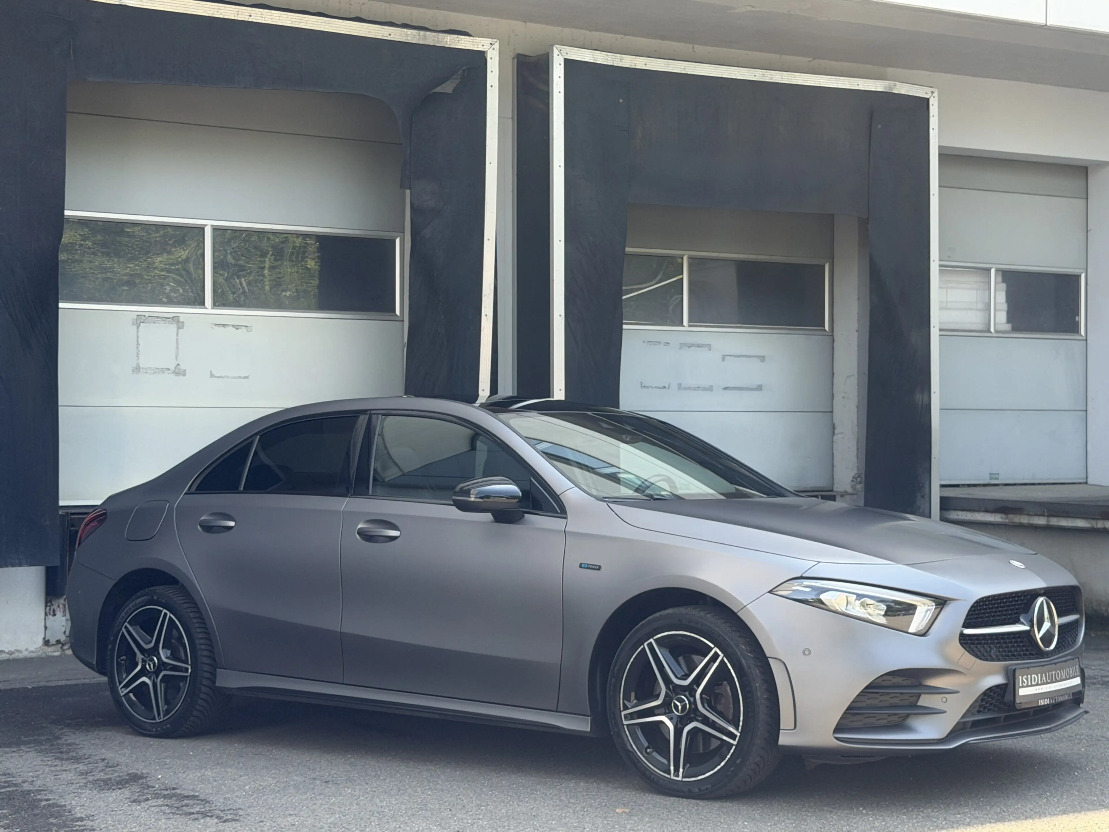 Mercedes-Benz A 250 Limo AMG Night LED MBUX Pano Ambiente 360° — photo 8