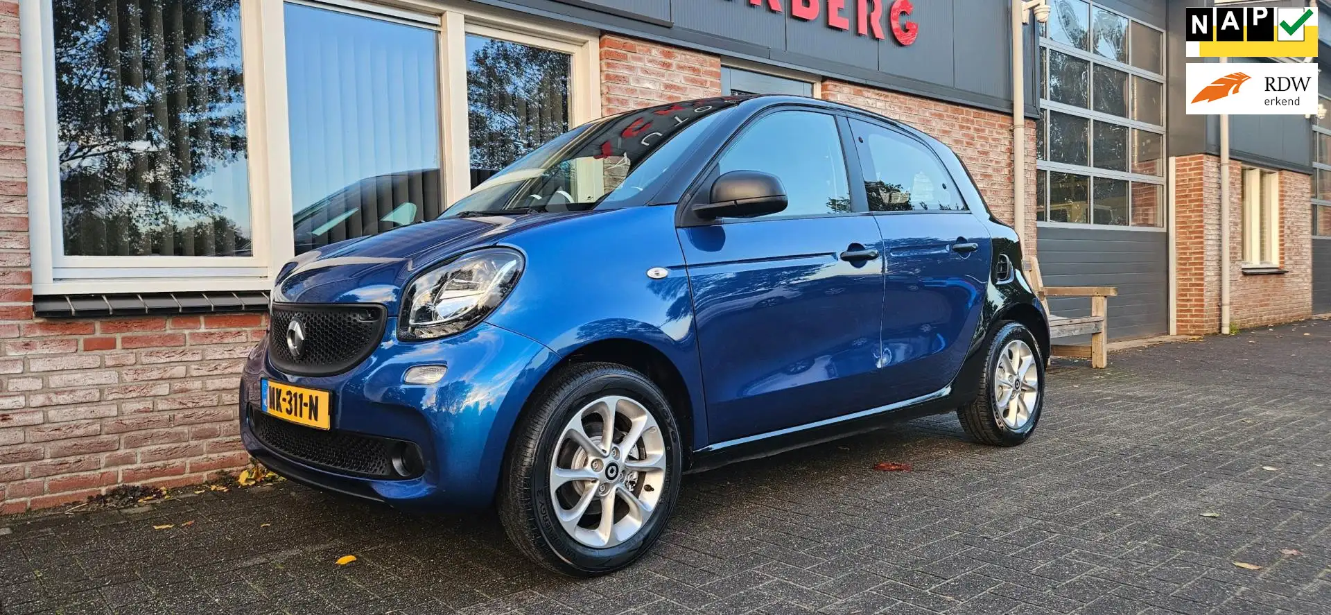 smart forFour 1.0 Pure Airco! Cruise Control! NAP! Leuke/Nette A Blauw - 1