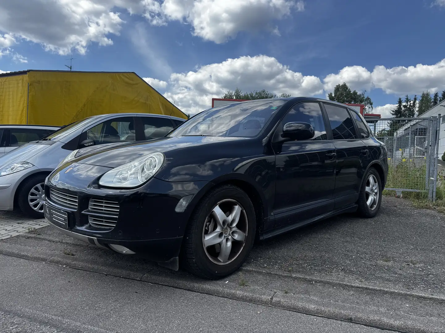 Porsche Cayenne S* 4,5* Alu*Klima*Automatik* TÜV 02.2026*AHK Schwarz - 1