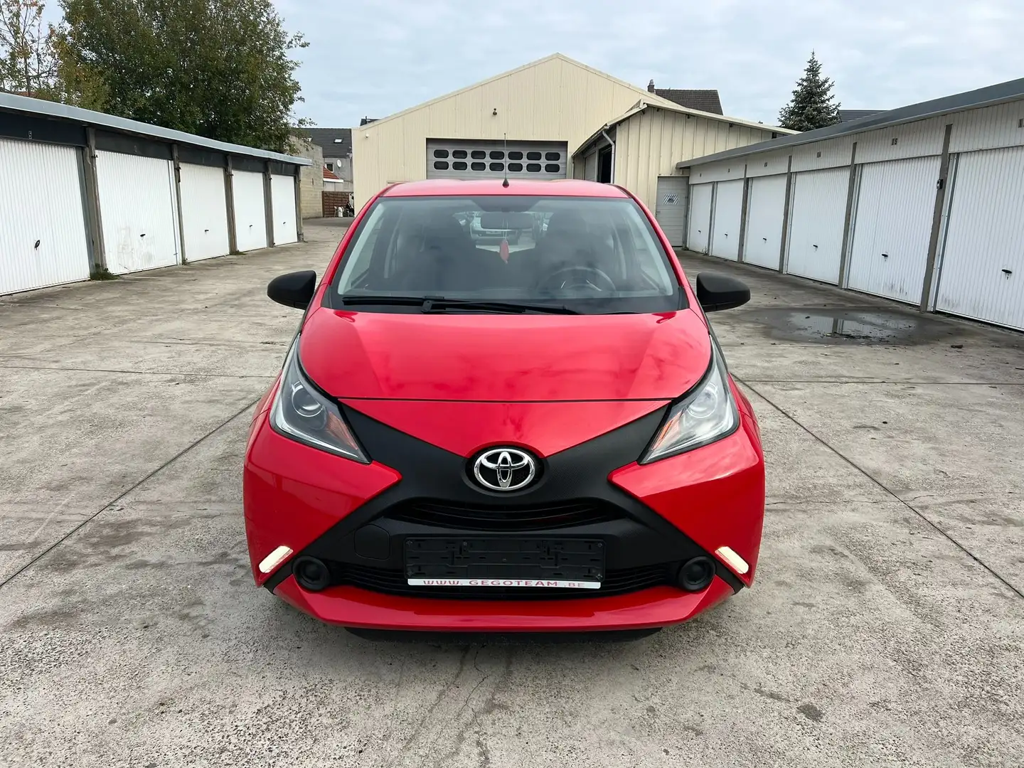 Toyota Aygo Aygo 1.0i VVT-i x-style Rouge - 2